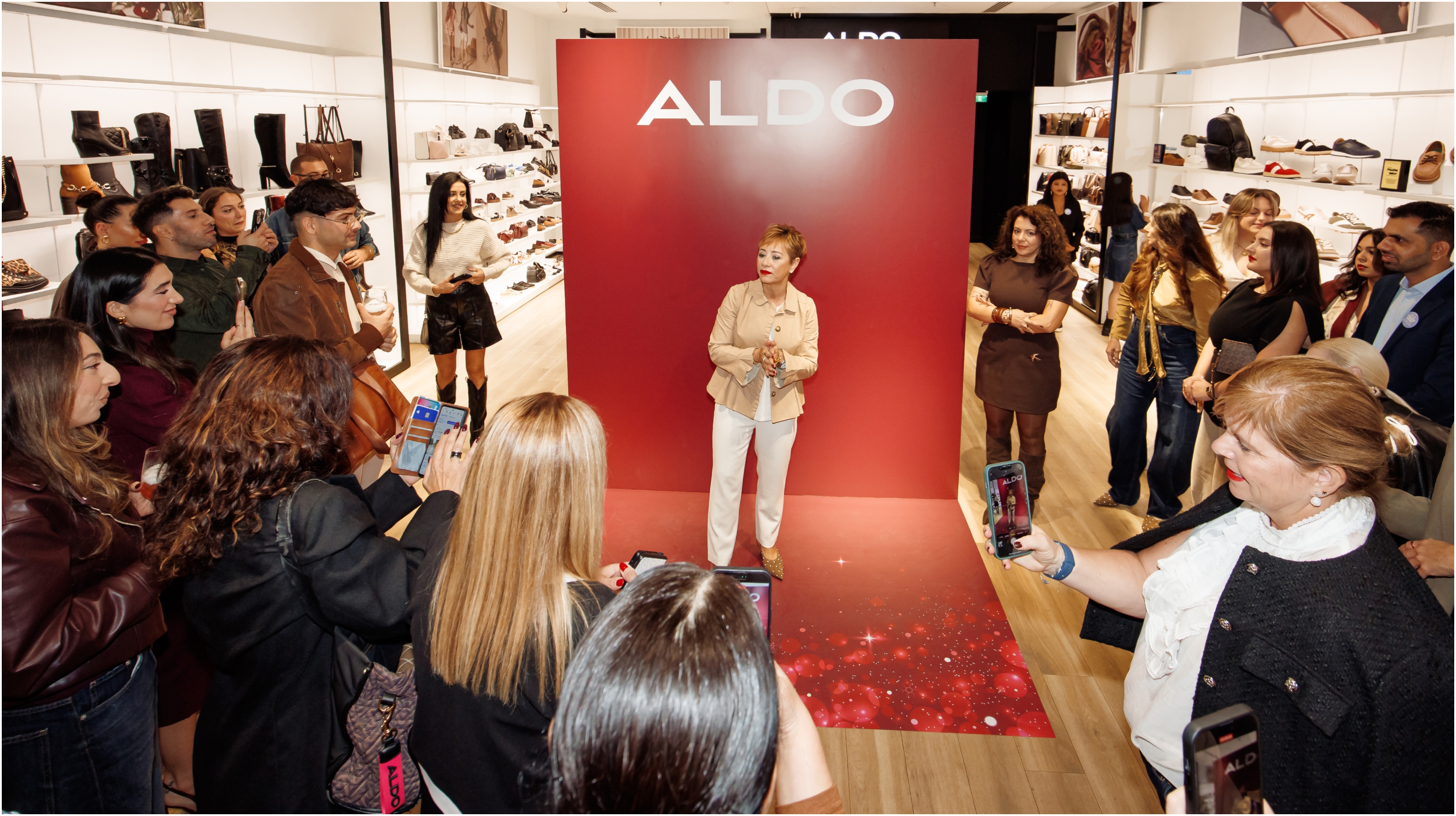 Η ALDO παρουσιάζει τη Holiday Collection με το μήνυμα “Try Something New”