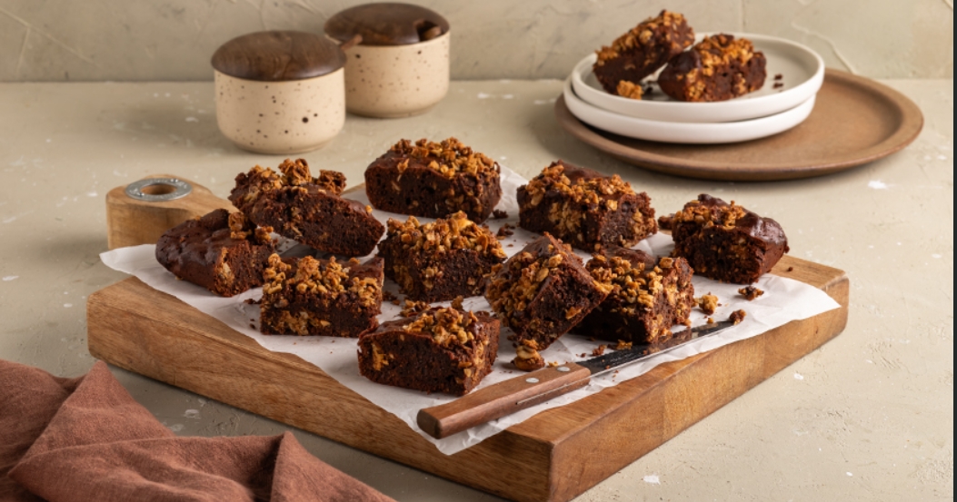 Συνταγή για πεντανόστιμα Brownies με γκρανόλα