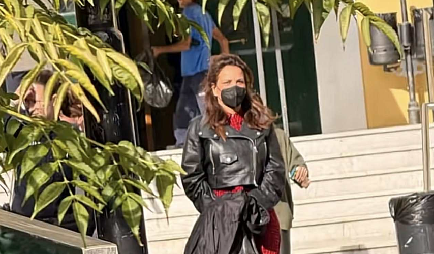 Δήμητρα Ματσούκα: Με χειροπέδες στα δικαστήρια Ευελπίδων  – Δείτε εικόνες