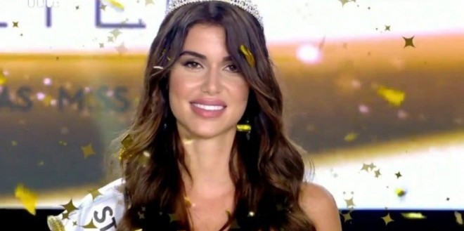 Ιωάννα Μπέλλα – Άλλαξε ριζικά εμφάνιση: Ακολουθεί ένα εντελώς διαφορετικό πρότυπο (ΦΩΤΟ)