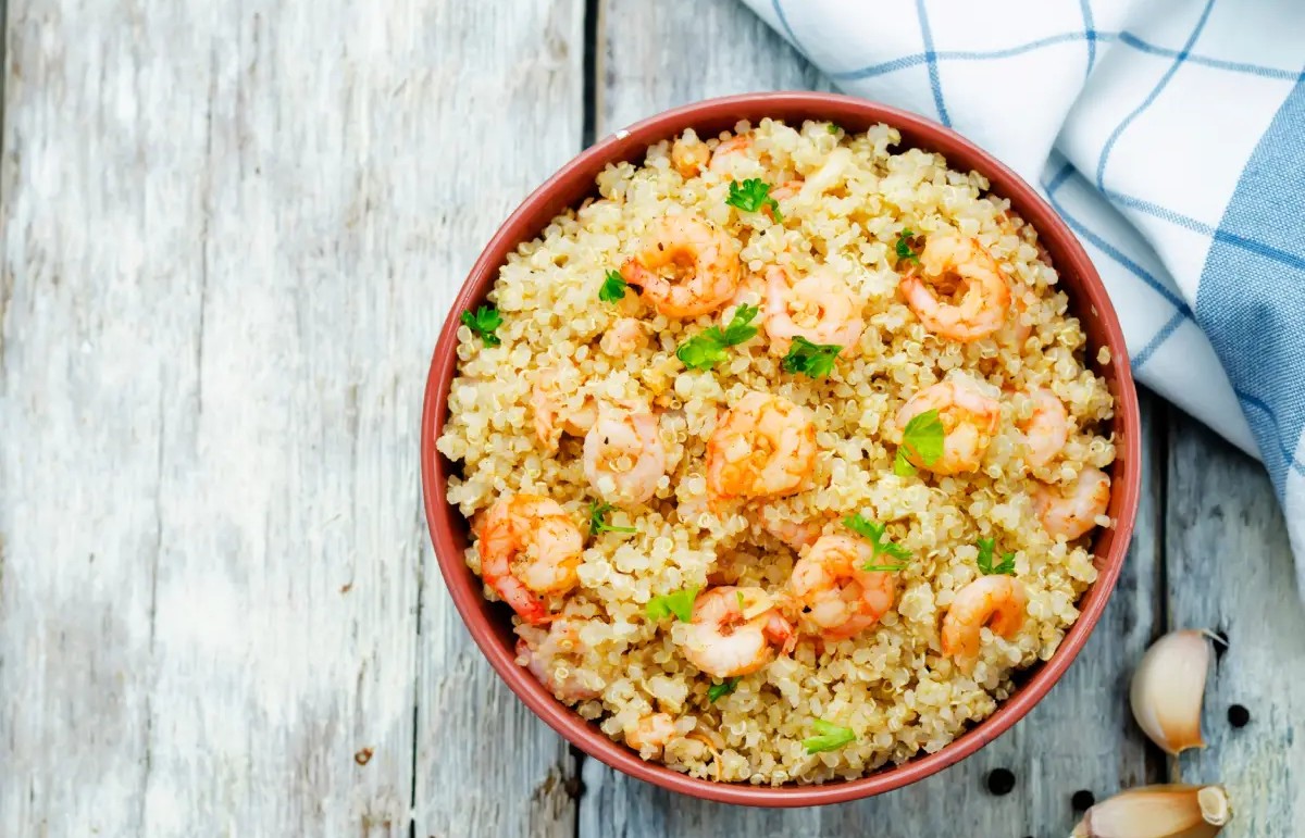 Νόστιμη συνταγή για γαρίδες με κινόα