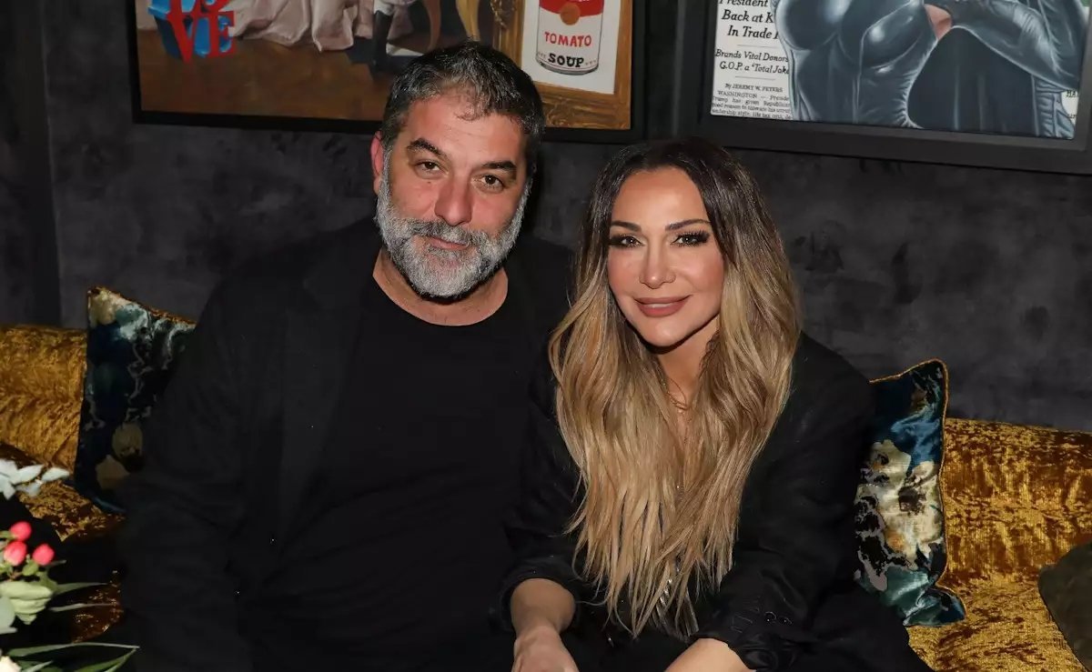 Δέσποινα Βανδή: Στο πλευρό του Μπισμπίκη στο νέο του επαγγελαμτικό βήμα (ΦΩΤΟ)