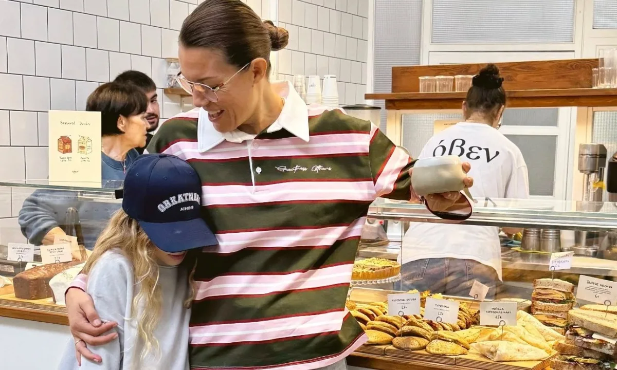 Βίκυ Καγιά: Η ασορτί εμφάνιση με την κόρη της που έκλεψε τις εντυπώσεις (ΦΩΤΟ)