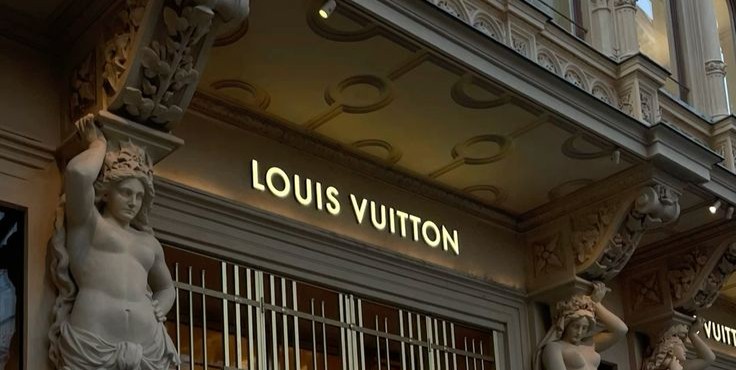 Louis Vuitton: 130 χρόνια Monogram – Ένα διαχρονικό σύμβολο κομψότητας