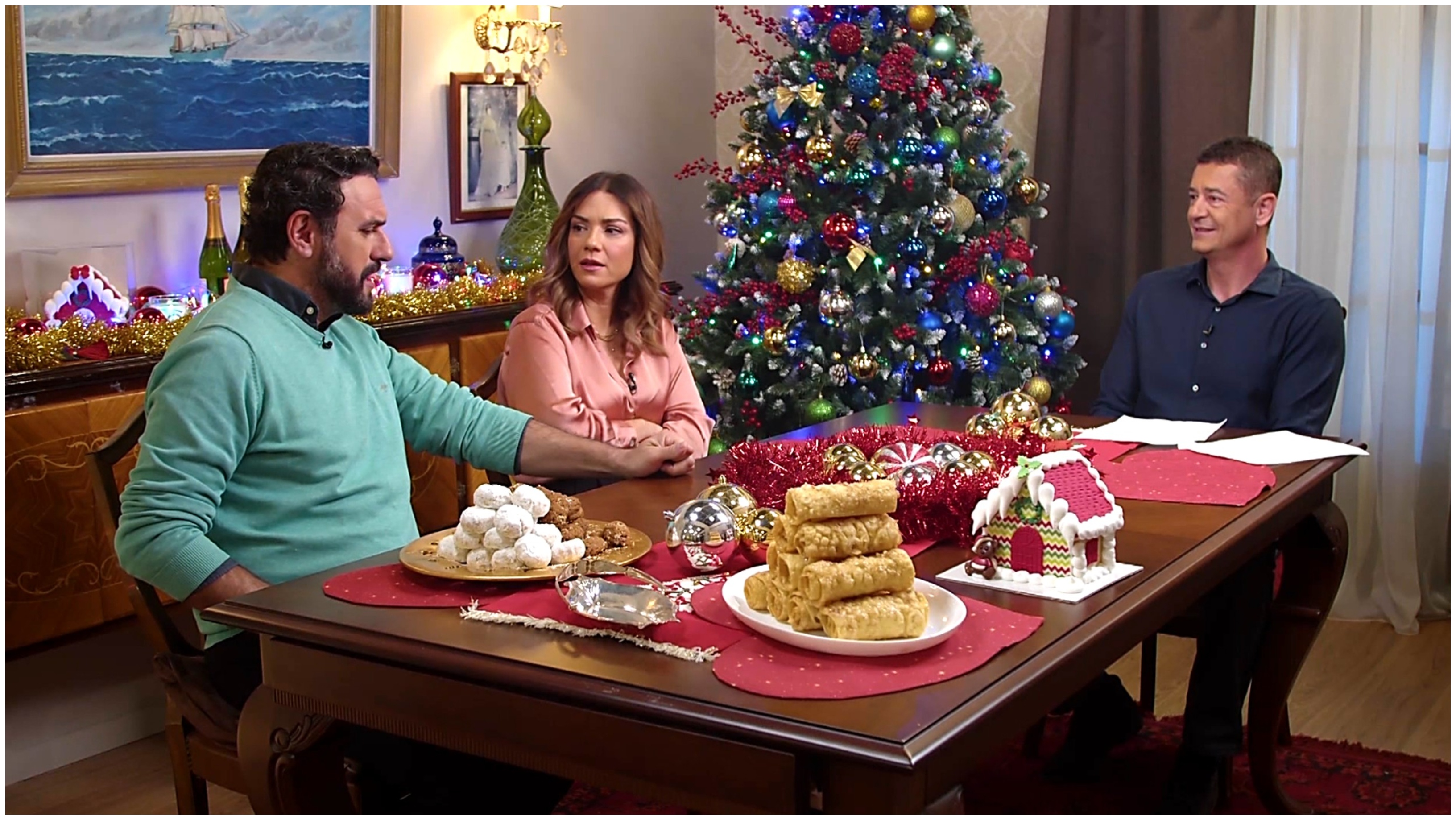 «Αυτοψία» με χριστουγεννιάτικη διάθεση και… Το Σόι σου