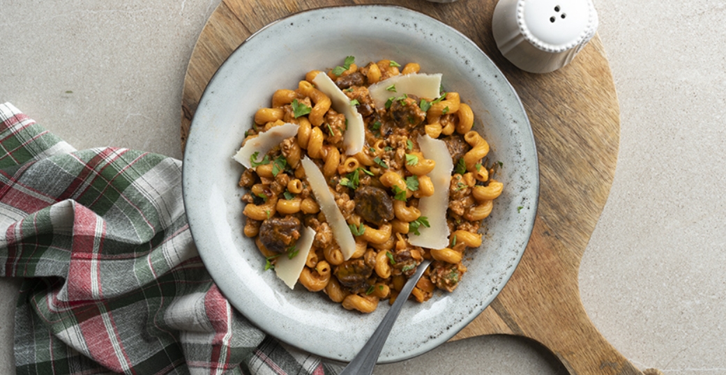 Χριστουγεννιάτικη συνταγή για μπολονέζ με κιμά γαλοπούλας και κάστανα