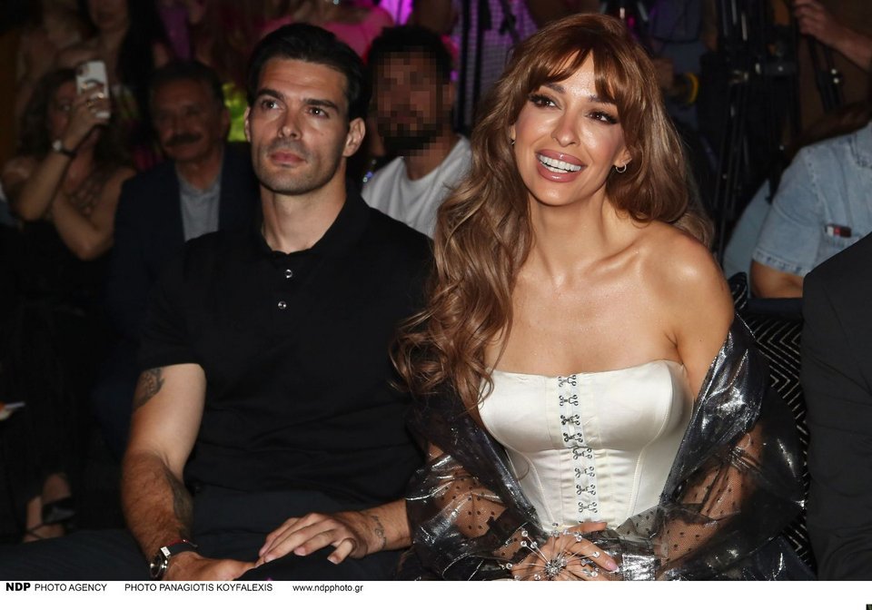 Φουρέιρα: Oι καυτές φωτογραφίες με τον Αλμπέρτο Μποτία – Ποζάρουν αγκαλιά (ΦΩΤΟ)