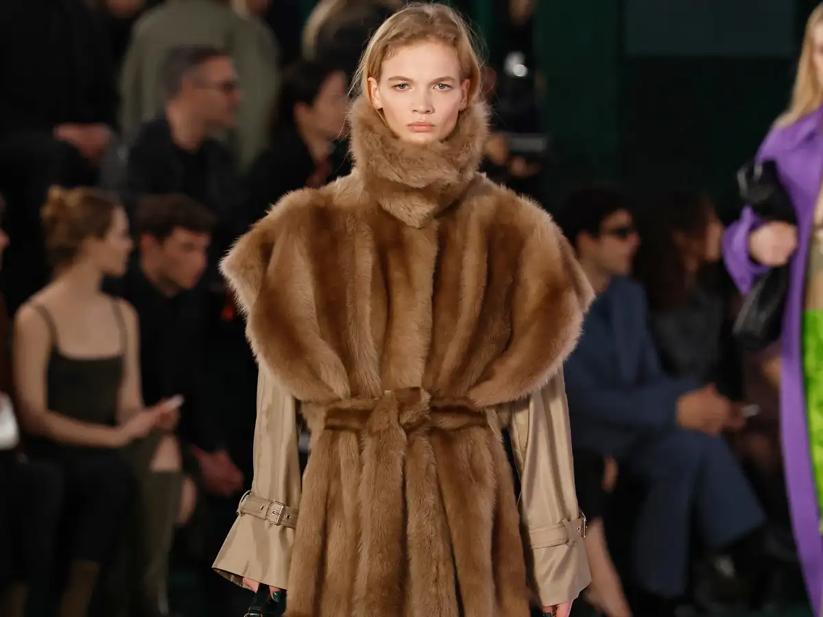 Faux γούνα: Το απόλυτο πανωφόρι για αυθεντικό old money style