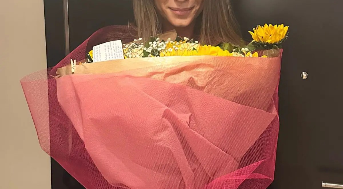 Aυτή είναι η ψυχολόγος που δίνει την προσωπική της μάχη με τον καρκίνο