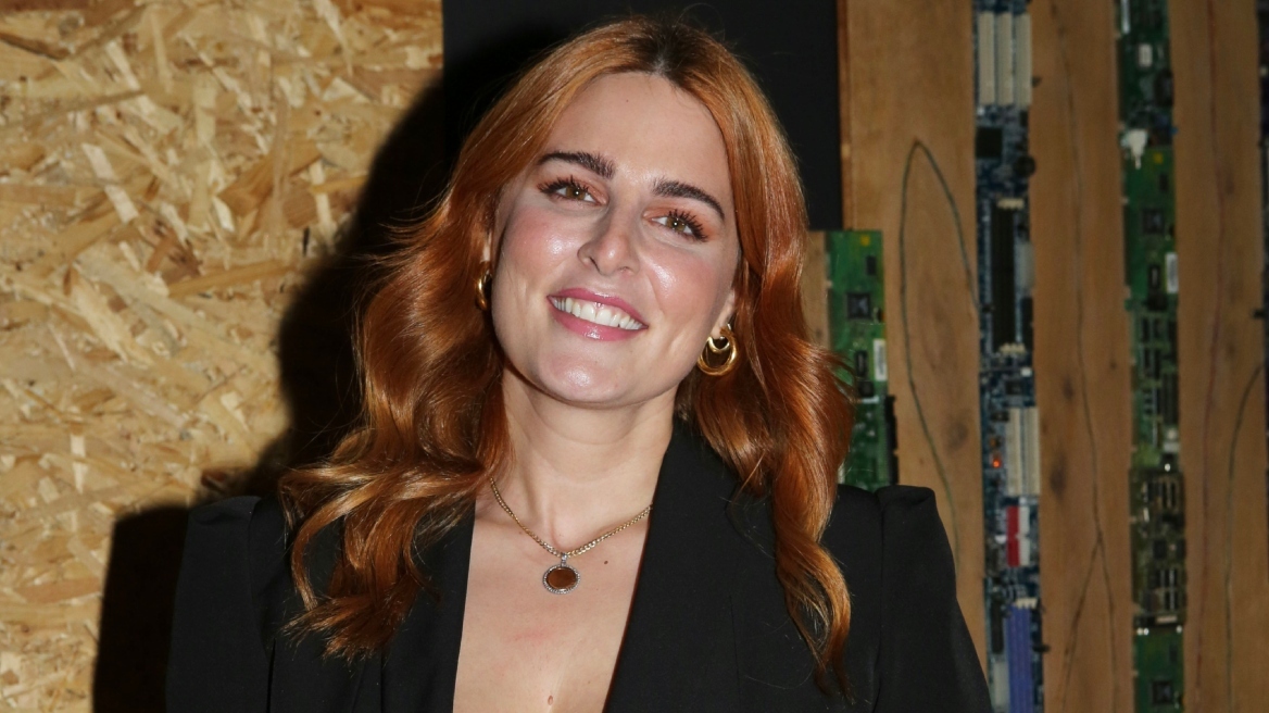 Εβελίνα Νικόλιζα: Αρνήθηκε να απαντήσει όταν την ρώτησαν για τη Ναταλία Γερμανού και αποχώρησε