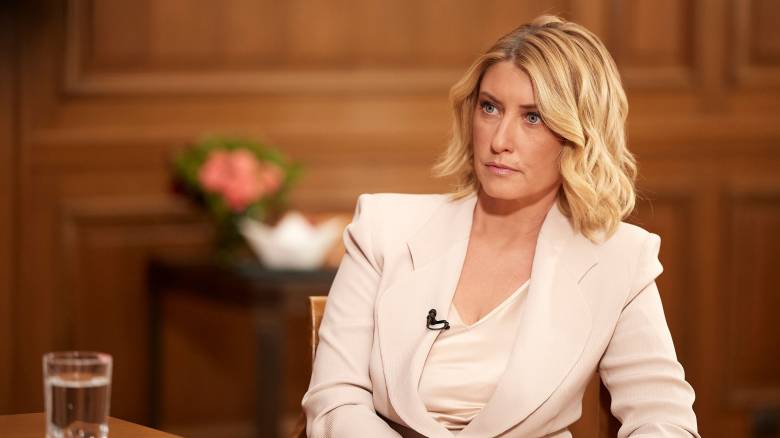 Σία Κοσιωνή: Τι συμβαίνει με την υγεία της; Εσπευσμένα και σοβαρά στην εντατική