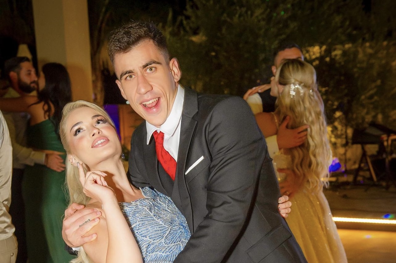 Φειδίας Παναγιώτου & Στυλιάνα Αβερκίου: Ρομαντικό ξεκίνημα για το 2026 στις Γαλλικές Άλπεις (ΦΩΤΟ)