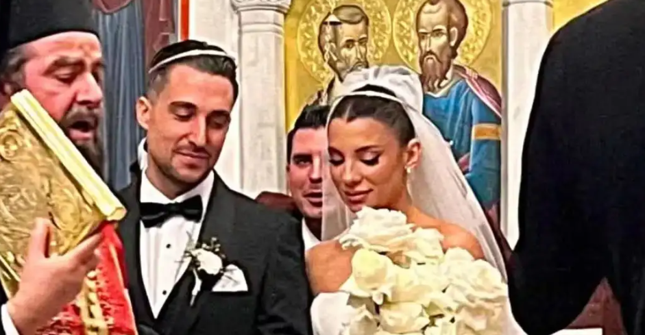 Παντρεύτηκαν Σάκης Κατσούλης και Μαριαλένα Ρουμελιώτη: Τους πέταξαν δεκάδες κιλά ρύζι