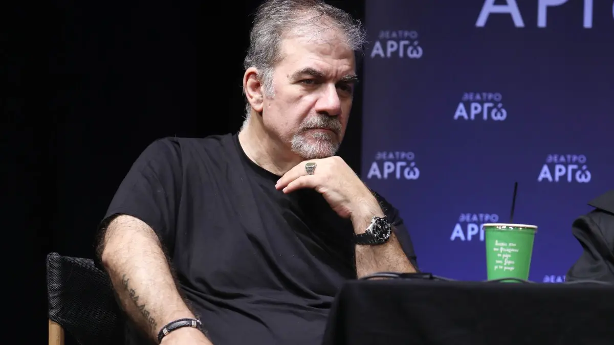 Συγκλονίζει ο Δημήτρης Σταρόβας: «Με στήριξαν οικονομικά, ήμουν 1,5 χρόνο άνεργος»