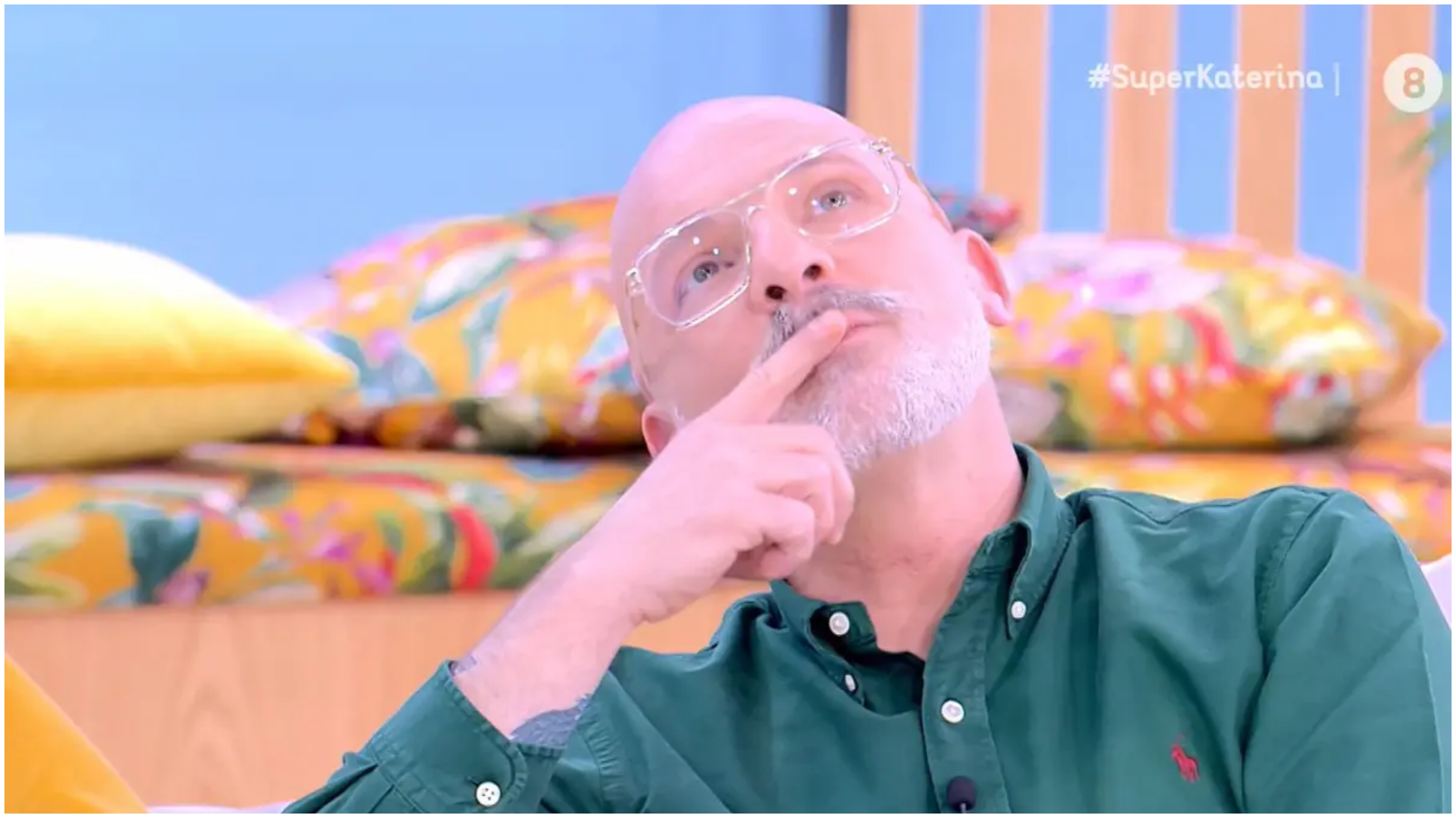 Νίκος Μουτσινάς: «Λύγισε» on air – Τι συνέβη;