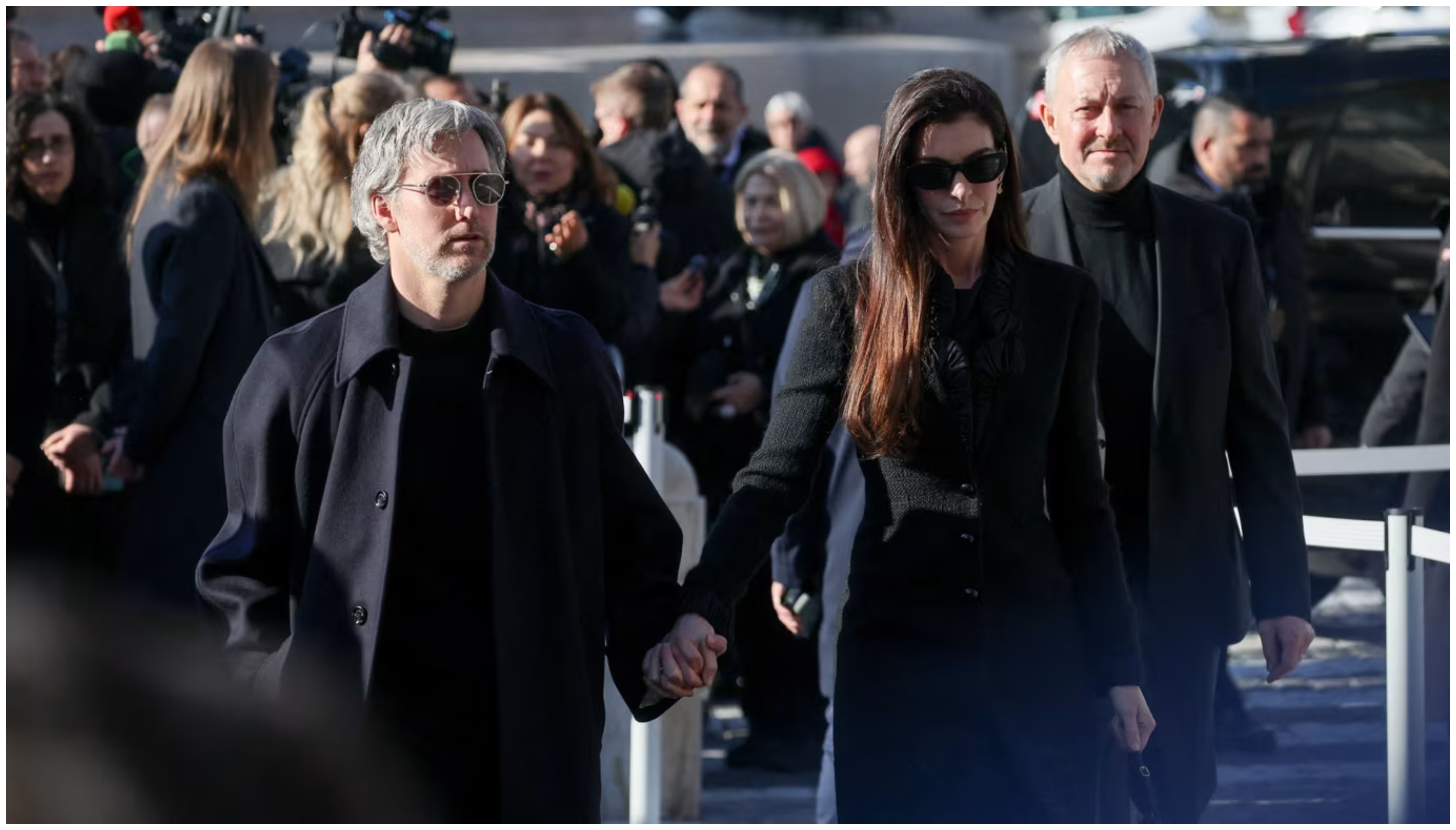 Valentino: Αυτή την στιγμή η κηδεία του – LIVE ΒΙΝΤΕΟ