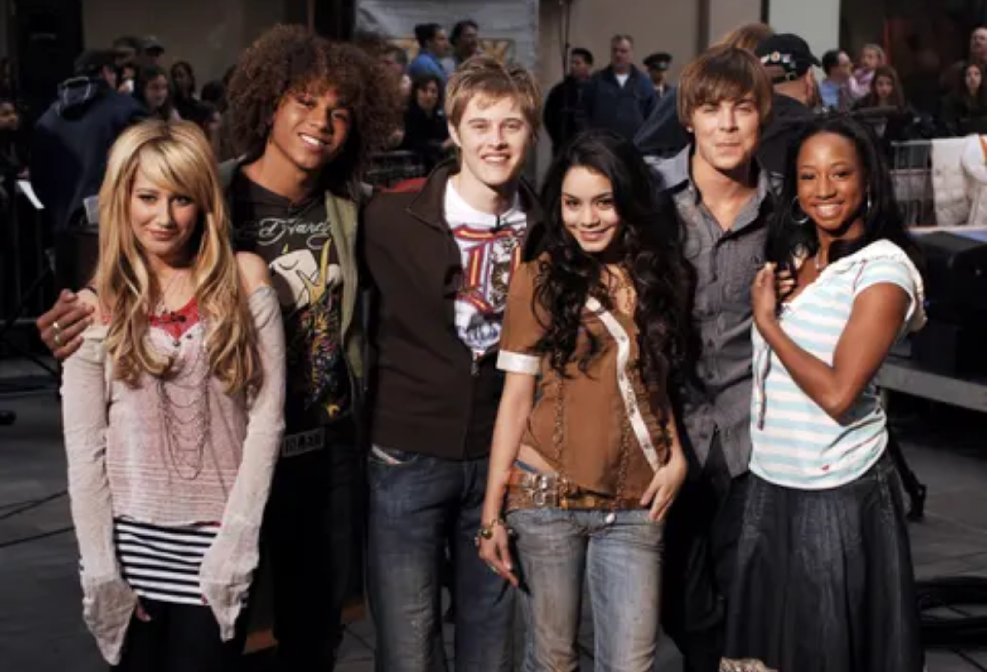 Πρωταγωνιστής του «High School Musical» συνελήφθη για παράνομο περιεχόμενο με ανηλίκους (ΦΩΤΟ)