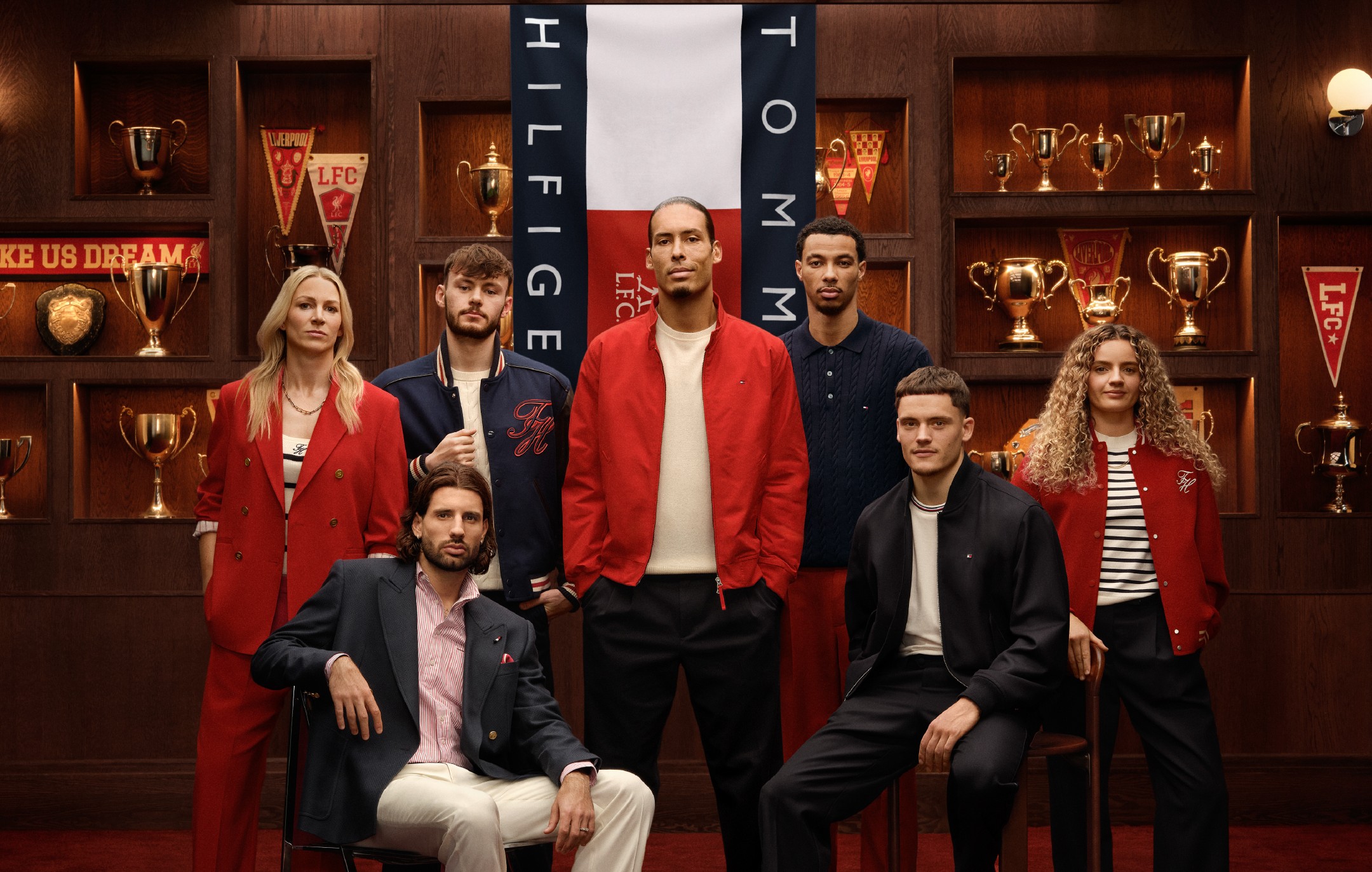 H Tommy Hilfiger και η Liverpool FC ανακοινώνουν μία πρωτοποριακή συνεργασία στο παγκόσμιο ποδόσφαιρο