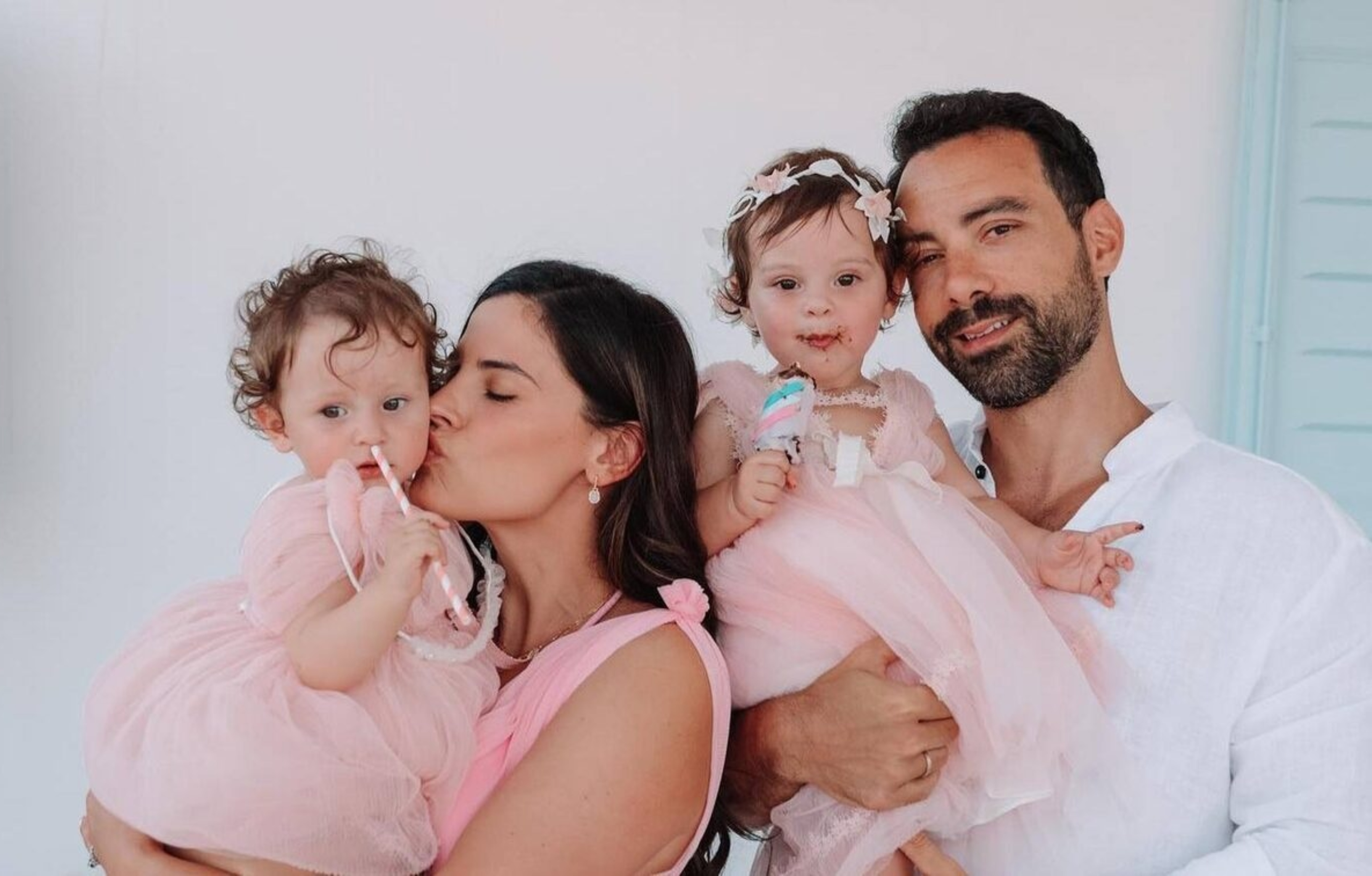 Αριάνα και Φιλίππα Τανιμανίδη: Είναι μόλις 4 και είναι απίστευτο σε πόσες χώρες έχουν ταξιδέψει! (ΦΩΤΟ)