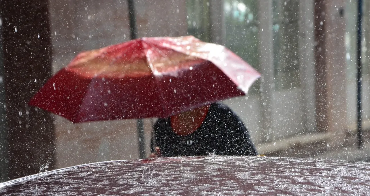 HELLO! info: Δύο κακοκαιρίες θα «χτυπήσουν» το νησί, πότε θα μας επηρεάσουν