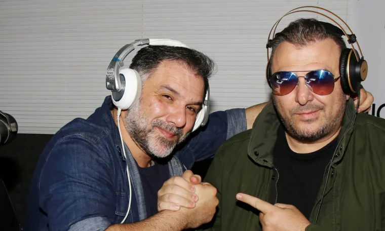 Αρναούτογλου: Επέστρεψε ραδιοφωνικά μετά την απώλεια της μητέρας του – Τα πρώτα λόγια