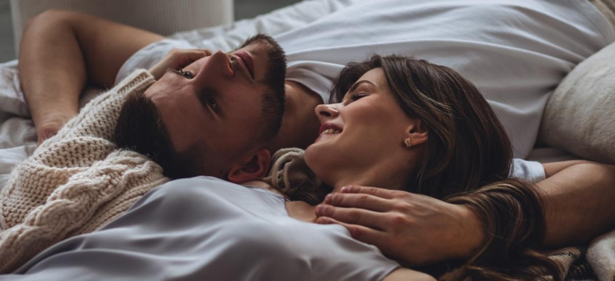 Boom! 5 ζευγάρια ζωδίων που κάνουν το πιο εκρηκτικό σεξ μαζί