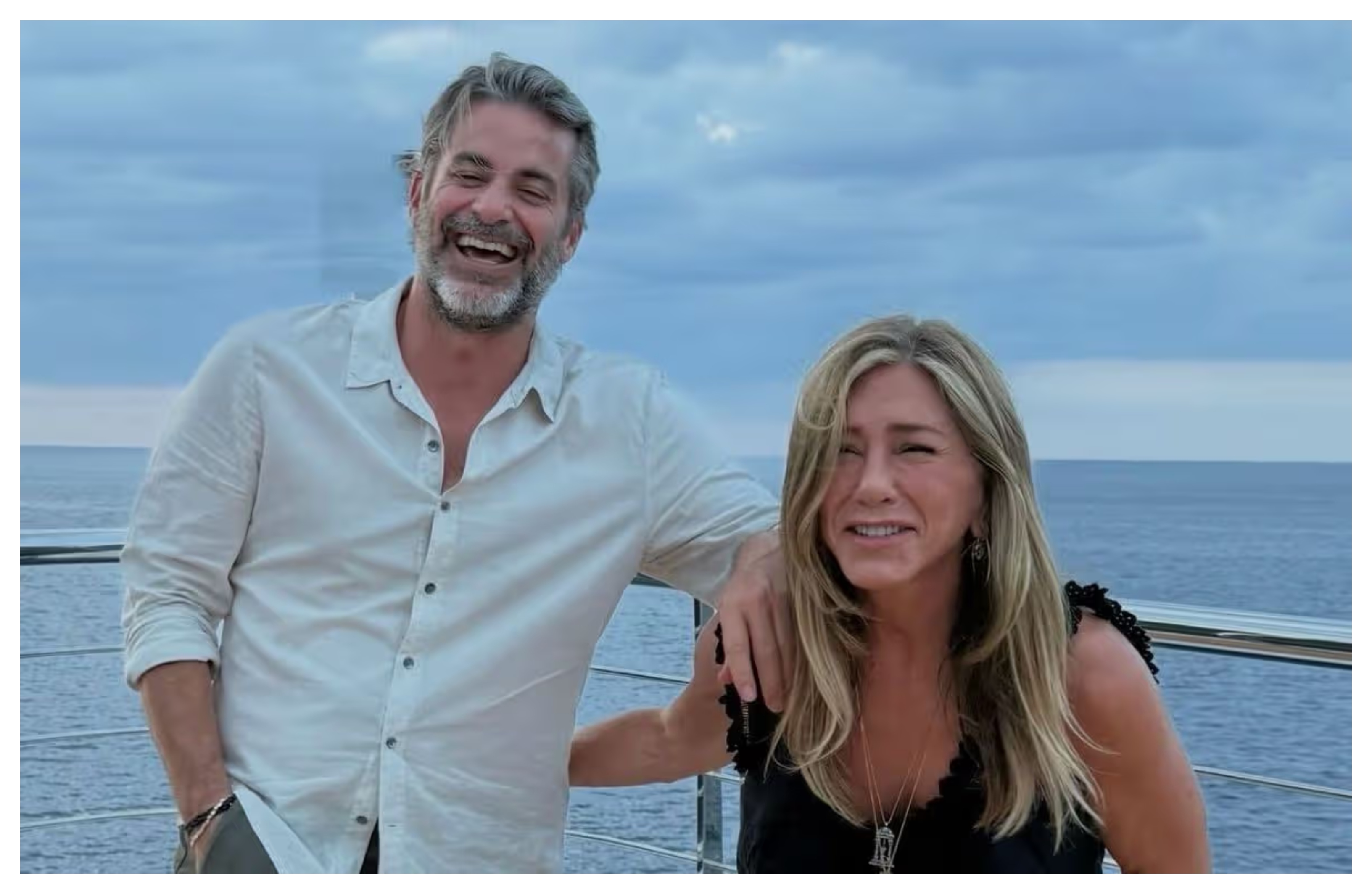 Jennifer Aniston & Jim Curtis: Έκαναν το επόμενο βήμα στην σχέση τους – Που εθεάθη το ζευγάρι; (ΦΩΤΟ)