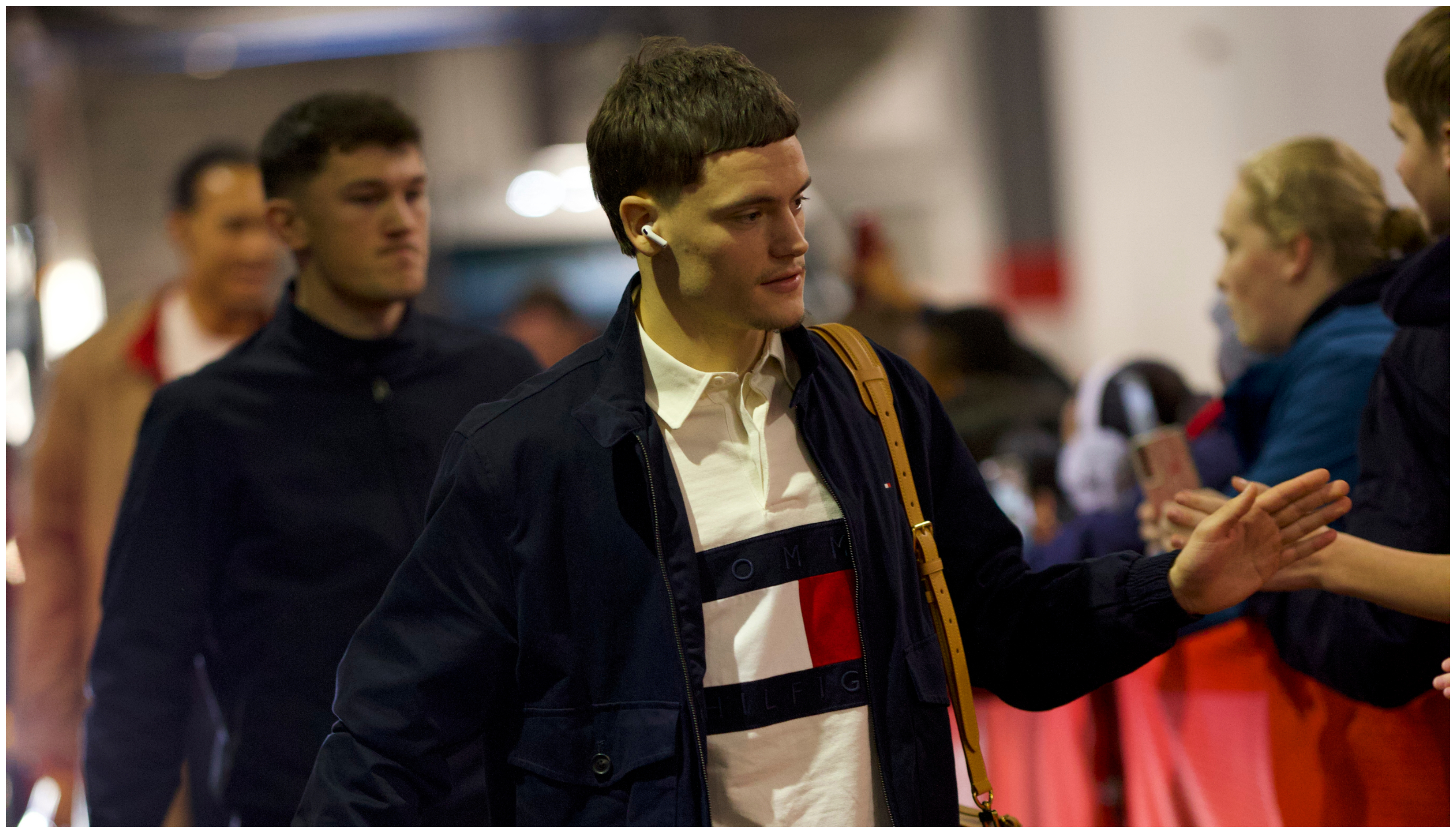 Liverpool FC: Φόρεσε Tommy Hilfiger στην αναμέτρηση της Premier League απέναντι στη Newcastle United