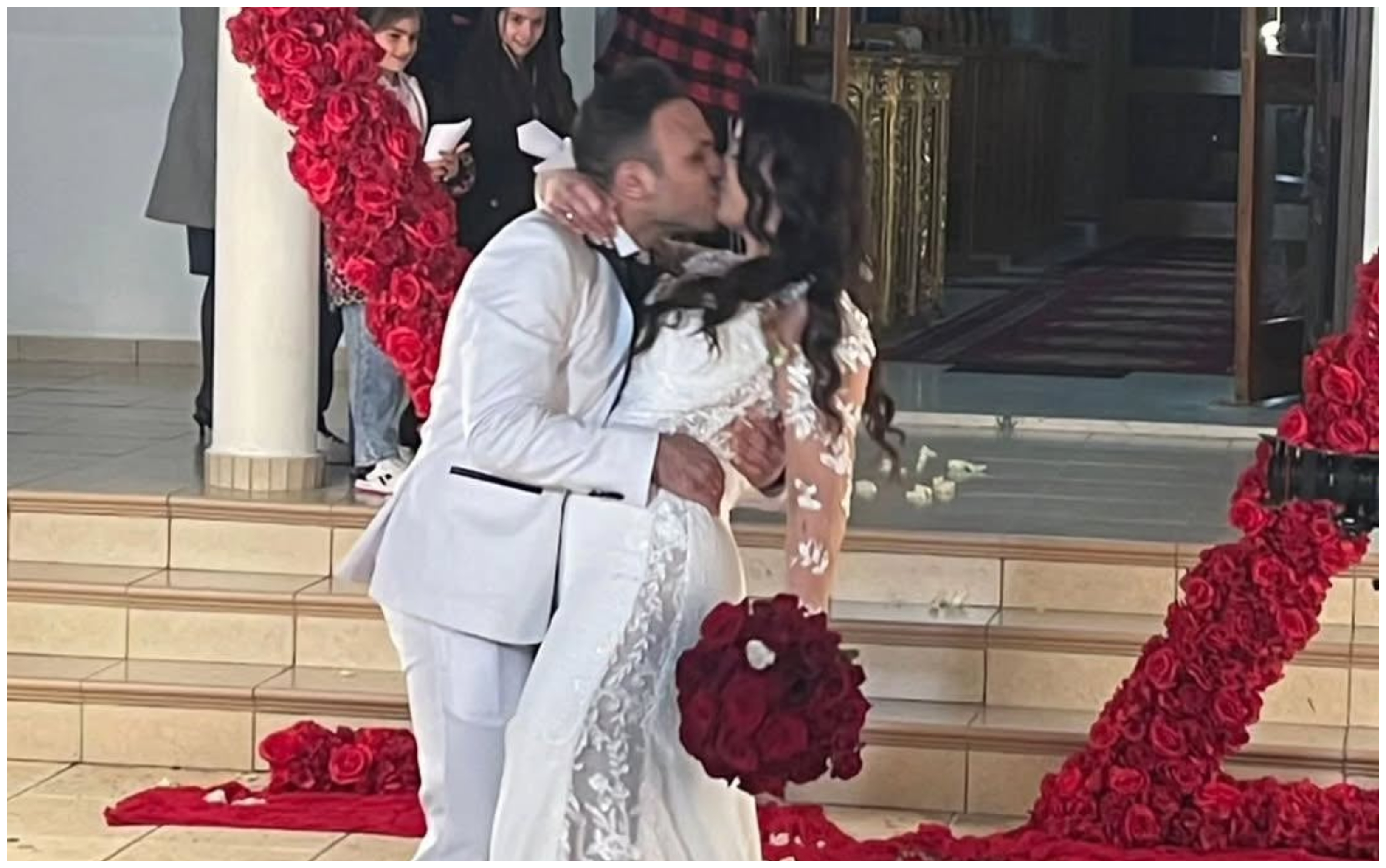 Παντρεύτηκαν Μιχαέλα Θεοδώρου & Λευτέρης Λειβαδιώτης – Όλα όσα έγιναν (ΒΙΝΤΕΟ)