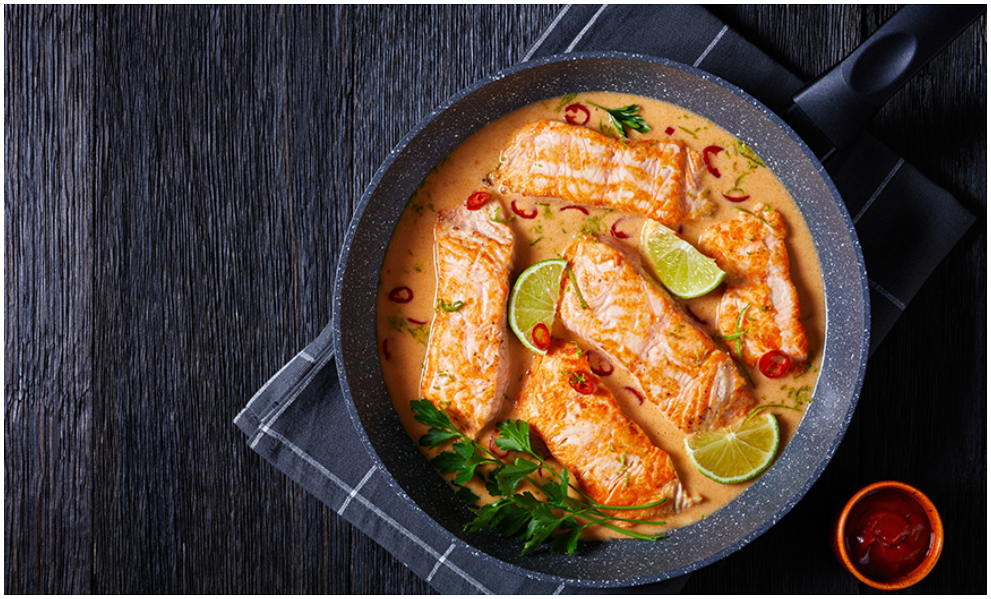 Σολομός με κάρυ και καρύδα που θα λατρέψεις