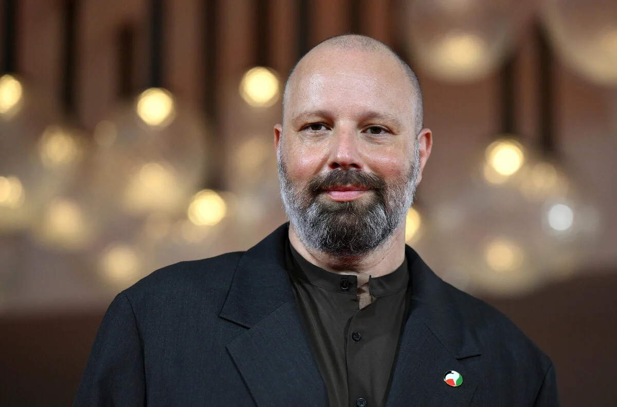 Στο δικαστήριο ο Λάνθιμος – Αυτό είναι το όνομα του πασίγνωστου ηθοποιού που καταδικάστηκε