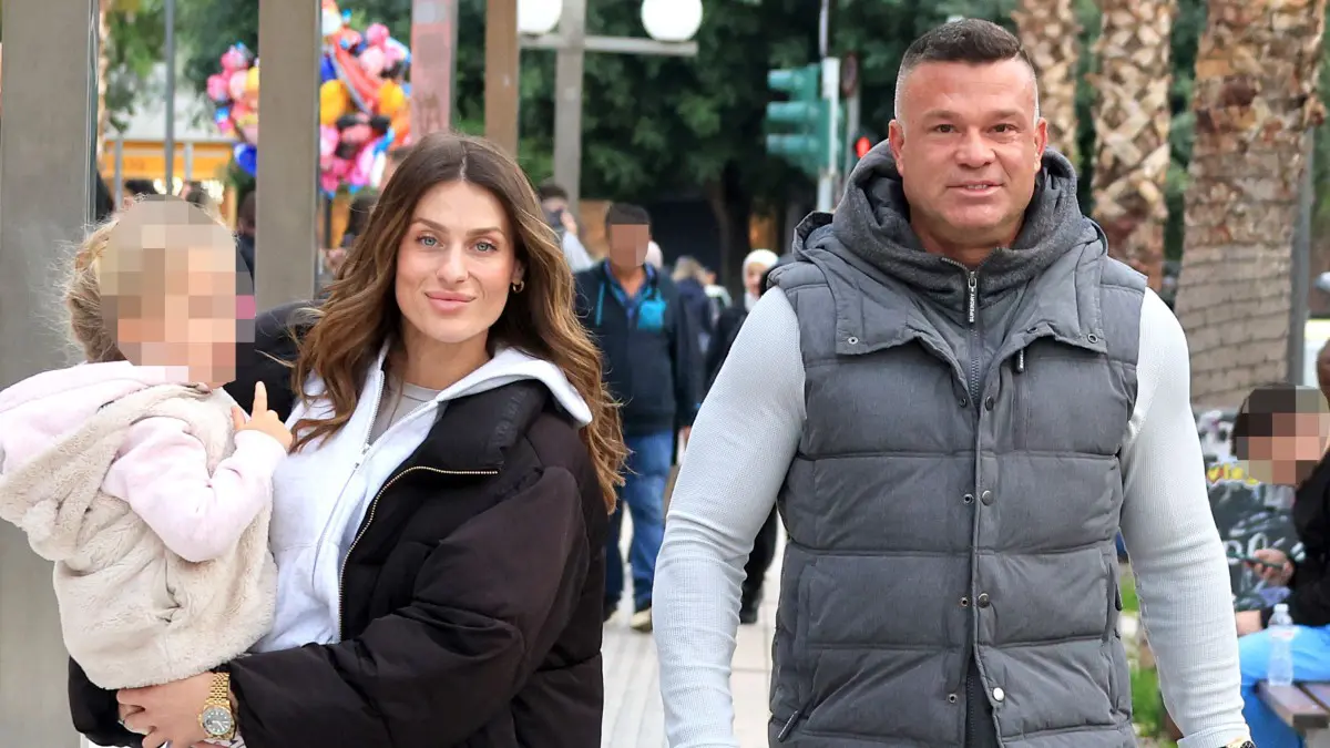 Κώστας Σόμμερ: Έτσι τον υποδέχτηκαν τα παιδιά του στο σπίτι μετά το εξιτήριο από το νοσοκομείο (ΒΙΝΤΕΟ)