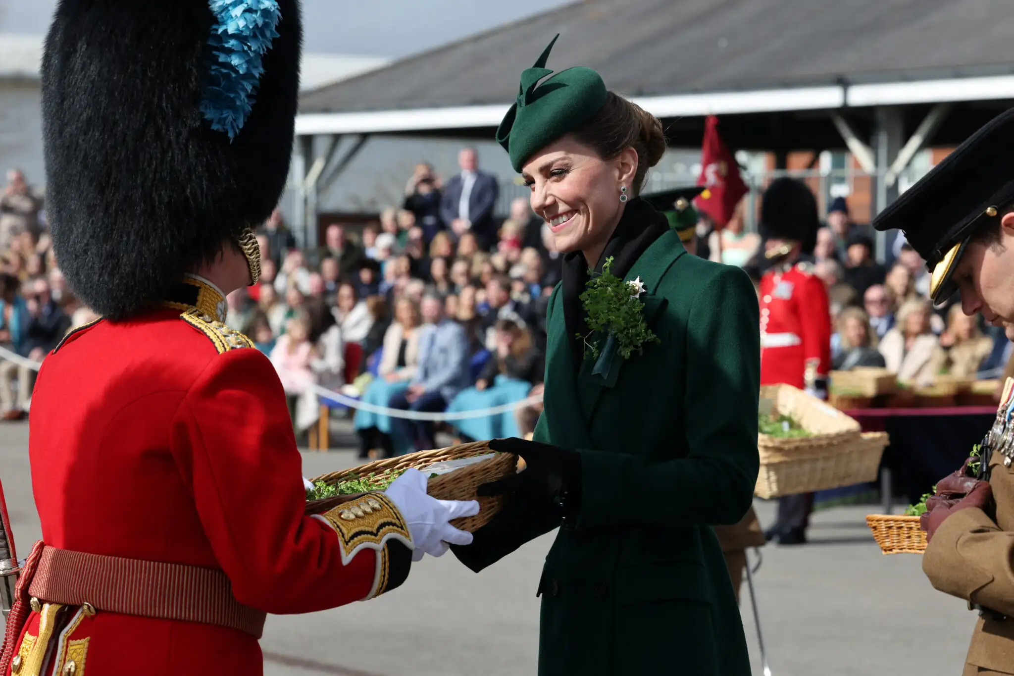 Η Kate Middleton τιμά τη Saint Patrick’s Day με μία statement εμφάνιση