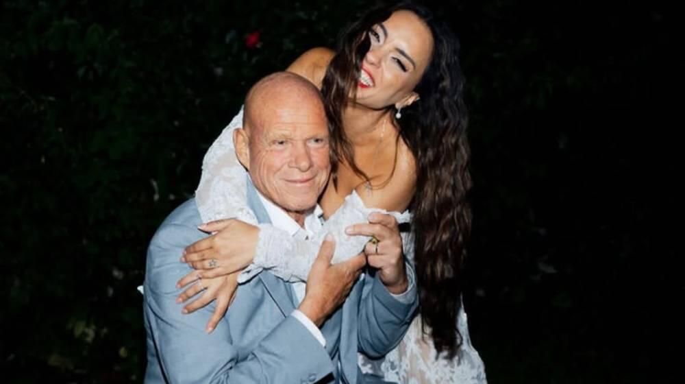 Τζώνη Καλημέρης & Ελπίδα Ιακωβίδου: Για ρομαντική βόλτα στο κέντρο της Αθήνας (ΦΩΤΟ)