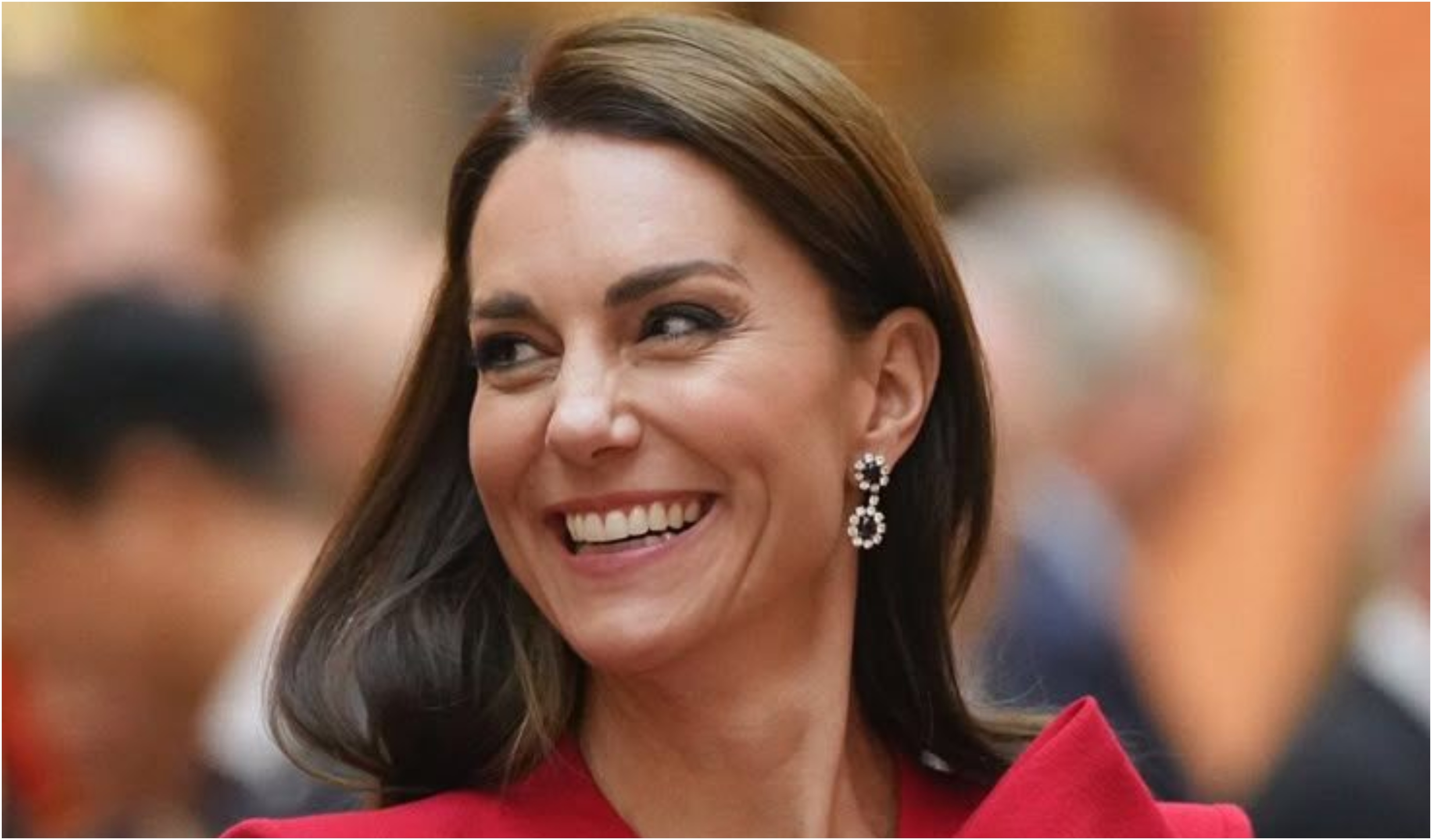 Kate Middleton: Aυτό είναι το πιο τολμηρό καπέλο που έχει βάλει ποτέ (ΦΩΤΟ)