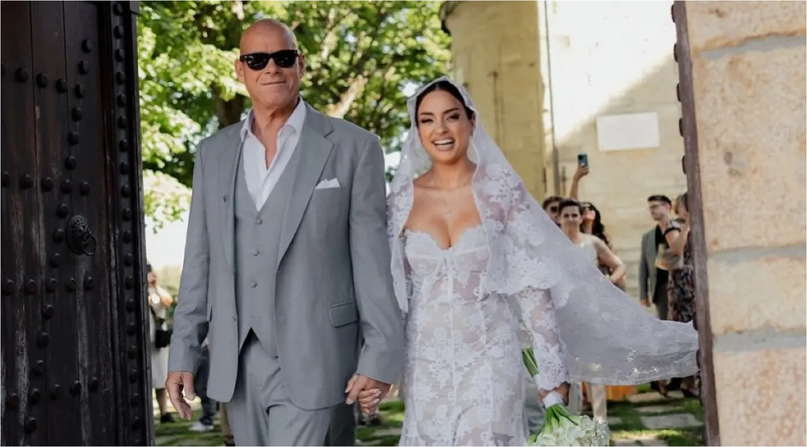 Ελπίδα Ιακωβίδου: Η συγκινητική εξομολόγηση για το γάμο της με τον Τζώνη Καλημέρη – Τι αποκαλύπτει;