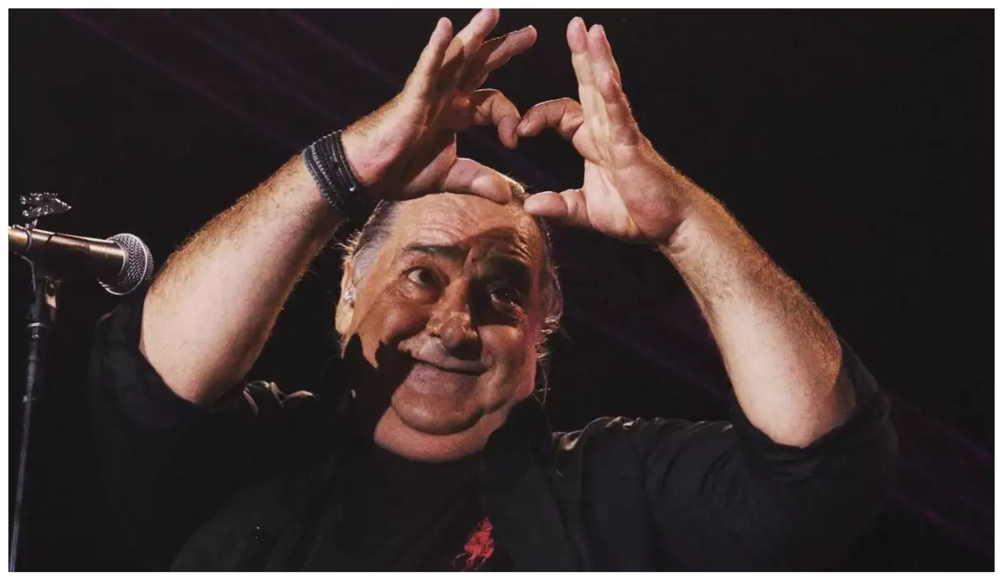 Βασίλης Καρράς: Κυκλοφόρησε νέο τραγούδι δυόμισι χρόνια μετά τον θάνατό του (ΒΙΝΤΕΟ)