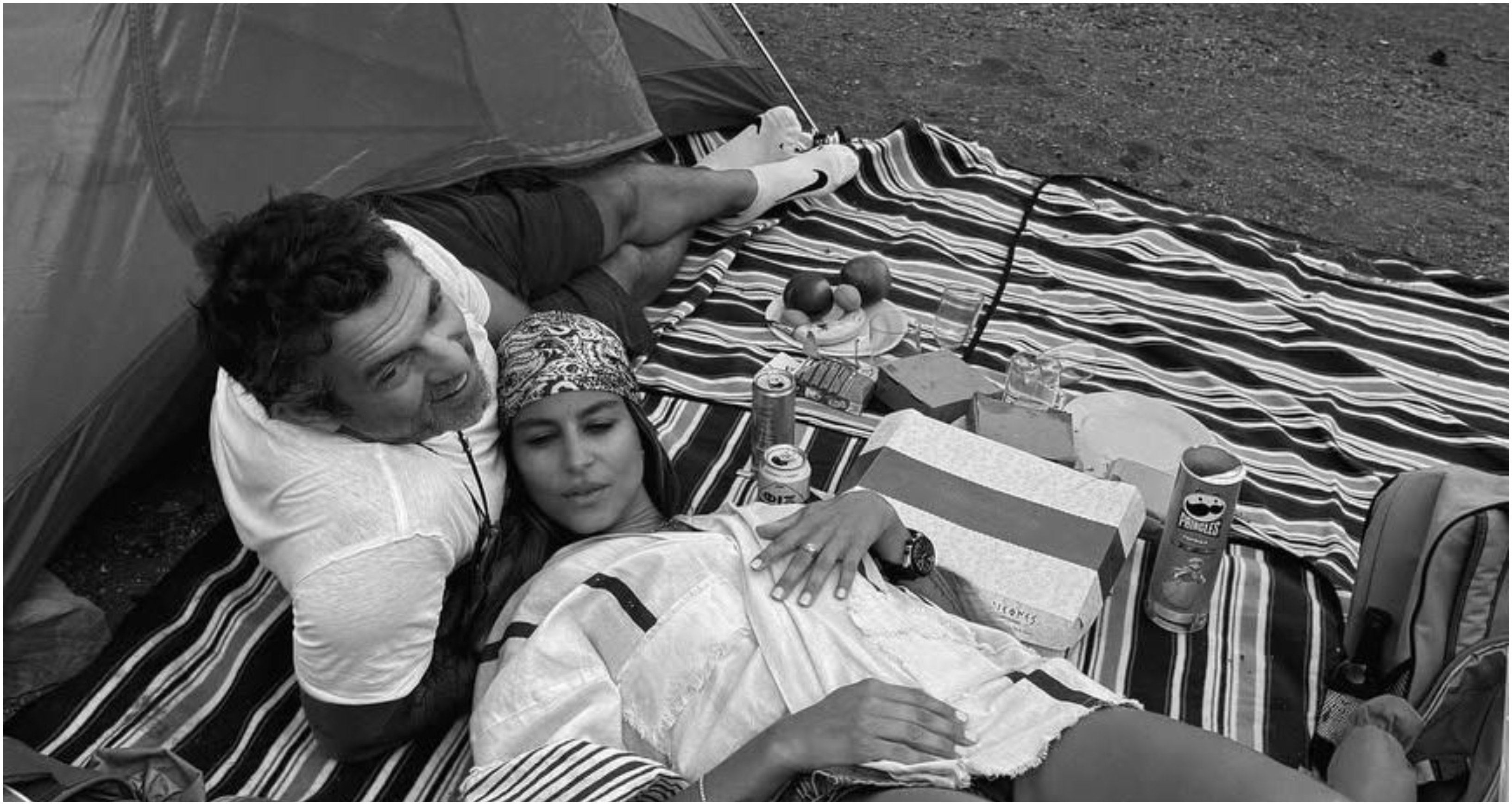 Φίλιππος Μιχόπουλος: Στιγμές χαλάρωσης με την Κωνσταντίνα Ευριπίδου με φόντο τη θάλασσα (ΦΩΤΟ)