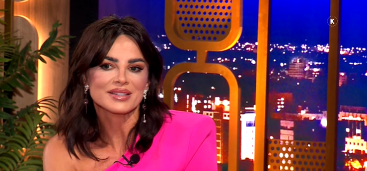 Ραμόνα Φίλιπ: «Ήμουν εξαρτημένη συναισθηματικά και οικονομικά – Γέμιζα τη δυστυχία με λαμπερές εμφανίσεις» (BINTEO)