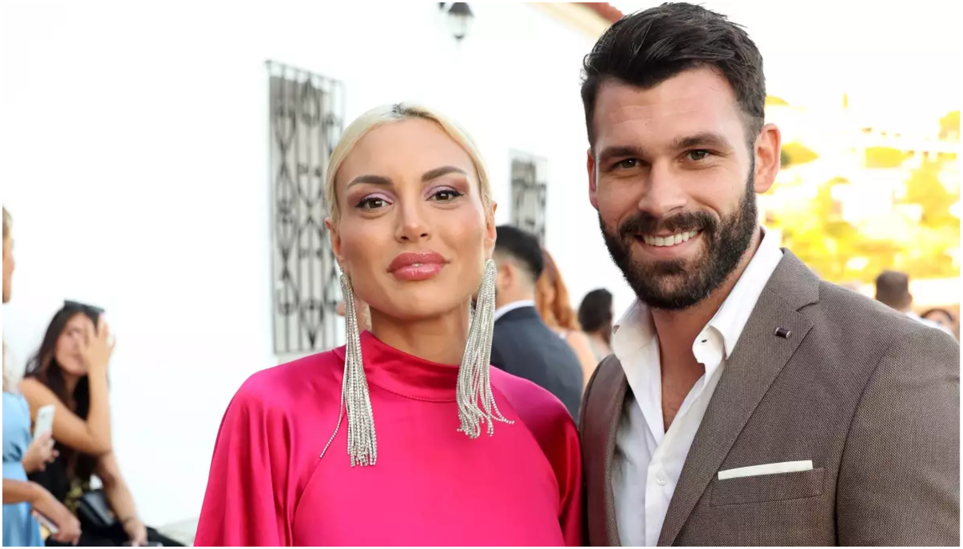 Παναγιώταρου & Σχίζας: Η αμήχανη στιγμή του πρώην ζευγαριού στο ίδιο μαγαζί 3 χρόνια μετά τον χωρισμό τους! (ΦΩΤΟ)