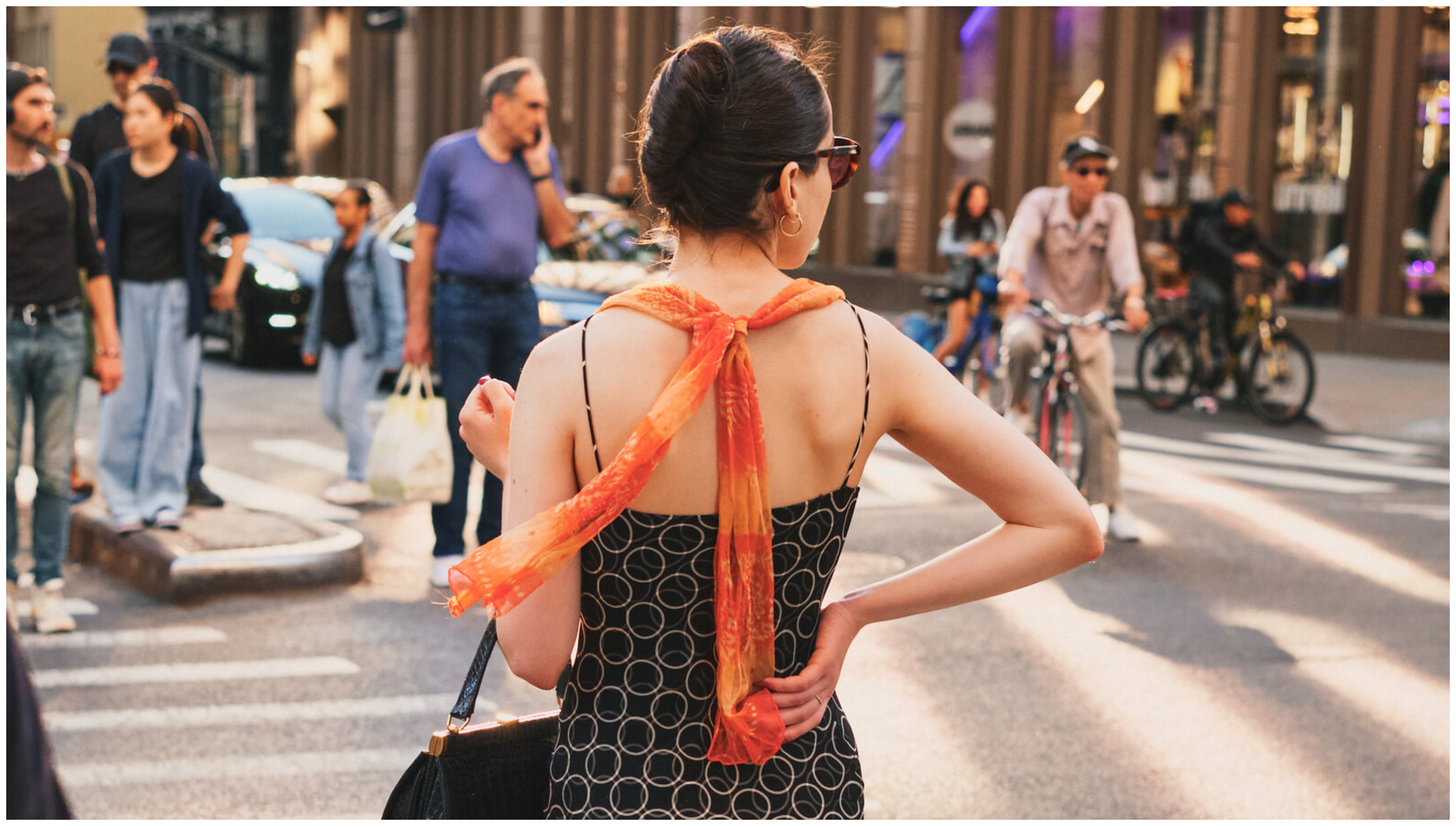 Το styling που σηματοδοτεί την αλλαγή της σεζόν, και θα βλέπεις παντού φέτος