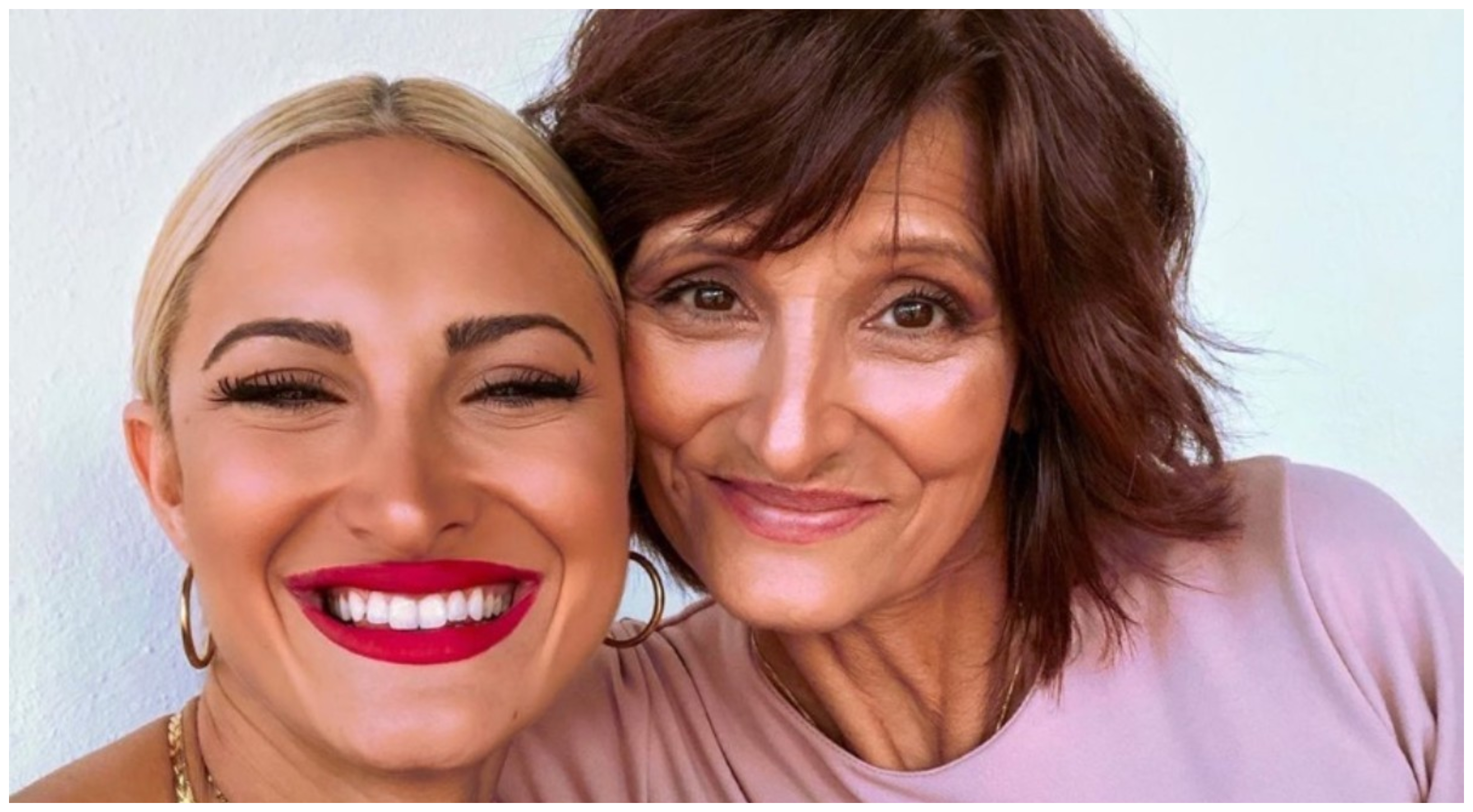 Τούνη: Συγκινεί το μήνυμα για τη μητέρα της 4 χρόνια μετά τον θάνατό της (ΦΩΤΟ)