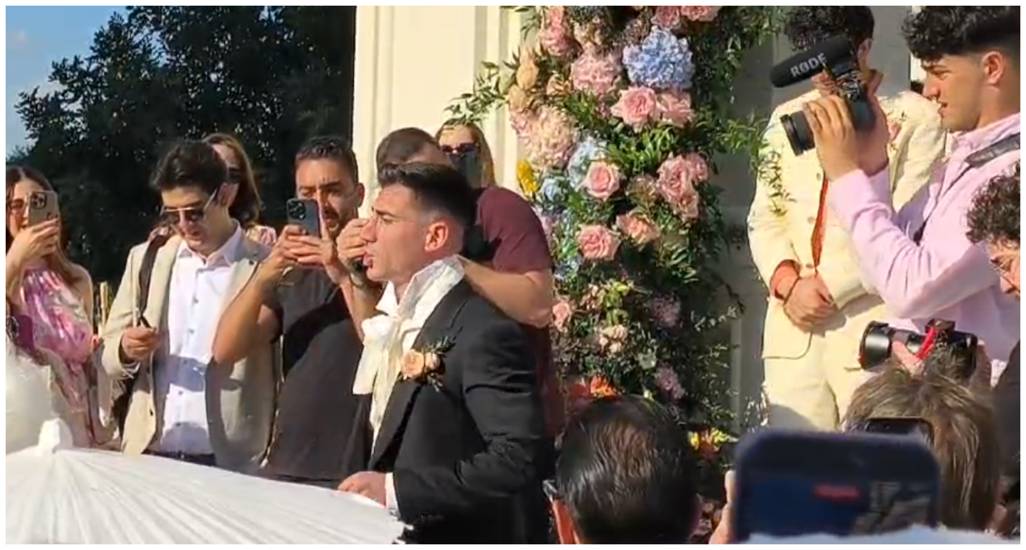 Φειδίας Παναγιώτου: Έφτασε στην εκκλησία και συγκίνησε με τα λόγια του (ΒΙΝΤΕΟ)