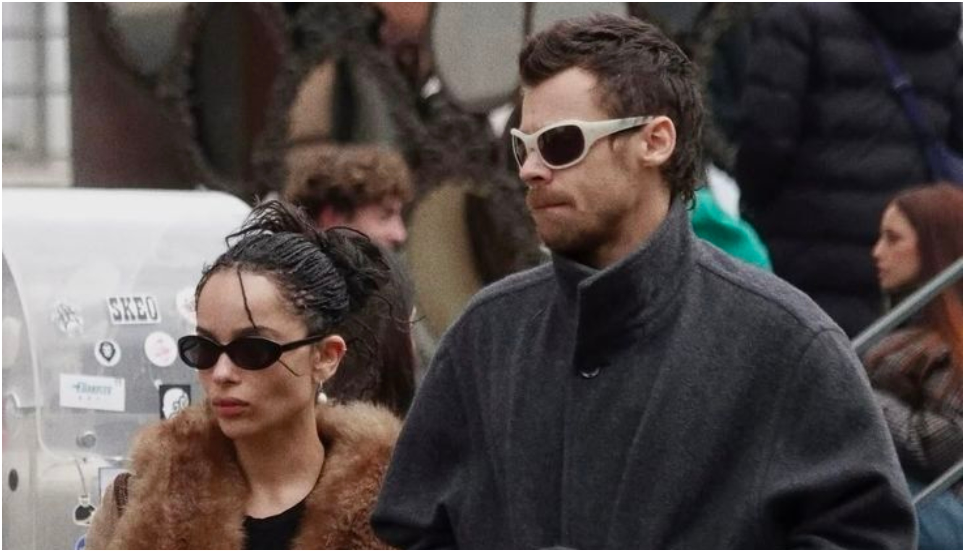 Χάρι Στάιλς & Ζόι Κράβιτζ: Τελικά αρραβωνιάστηκαν; (ΦΩΤΟ)