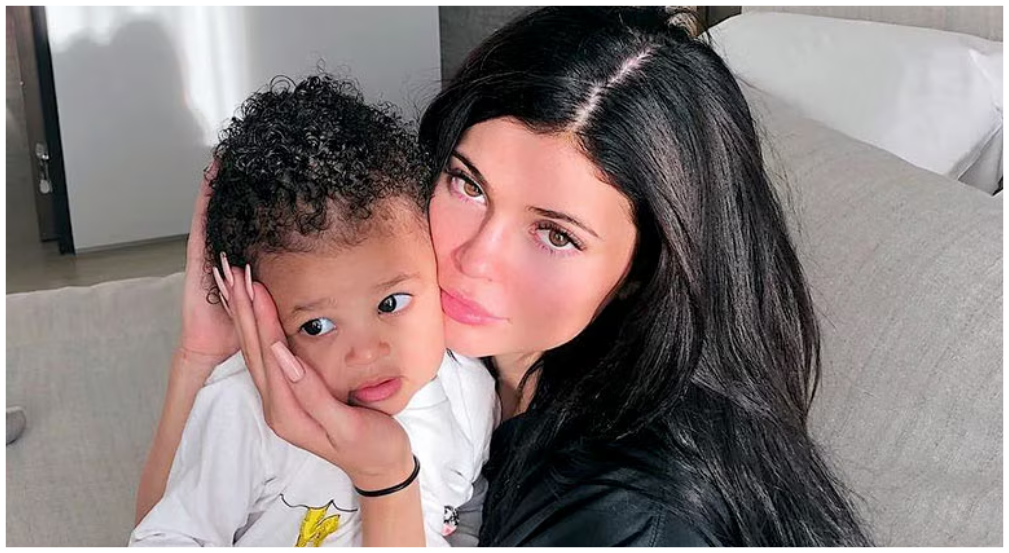 Η κόρη της Kylie Jenner πρωταγωνιστεί στη νέα της καμπάνια - Η απίστευτη ομοιότητά τους
