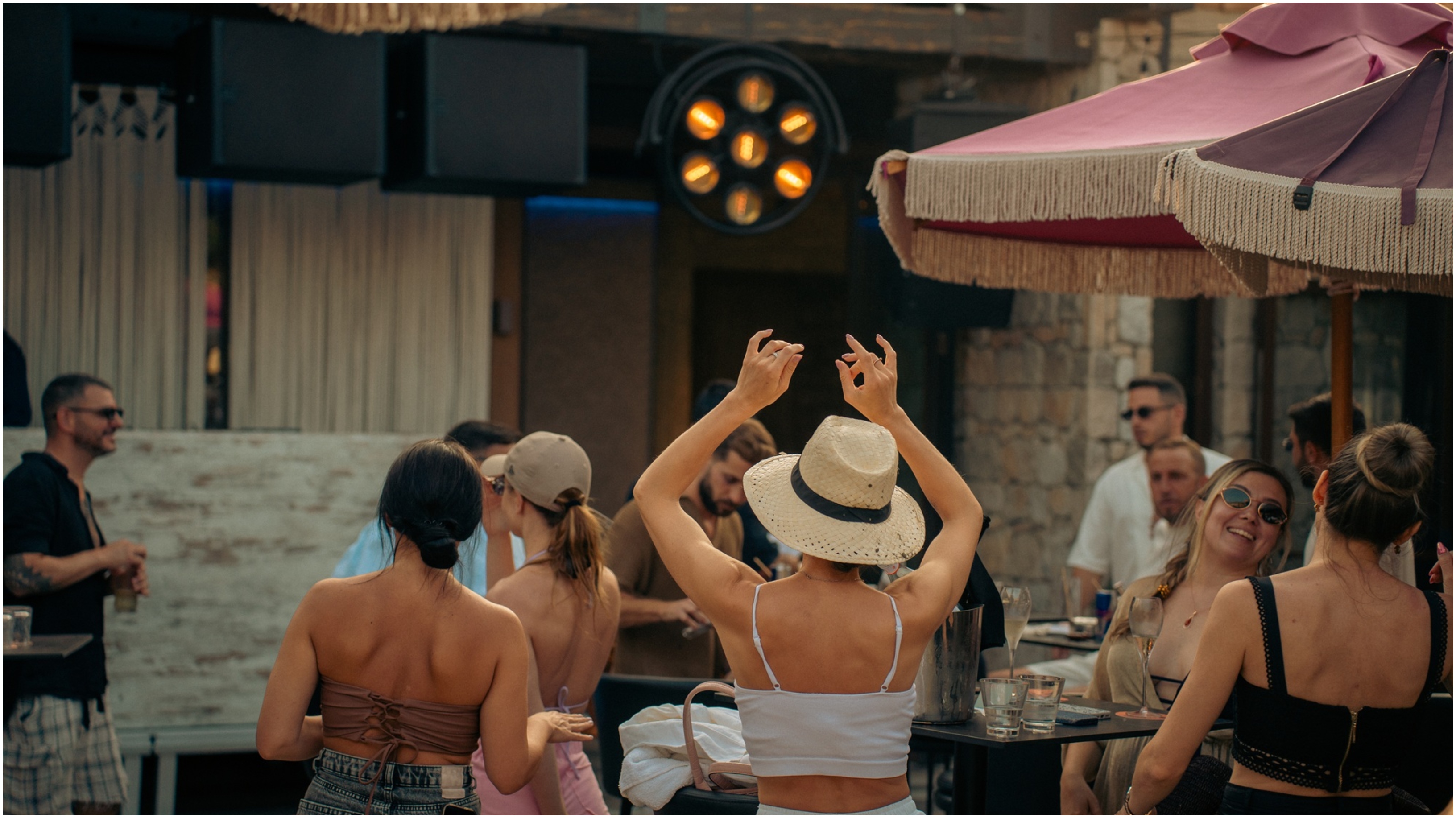 Το Columbia Sun δίνει τον ρυθμό στο πρώτο hot weekend του καλοκαιριού