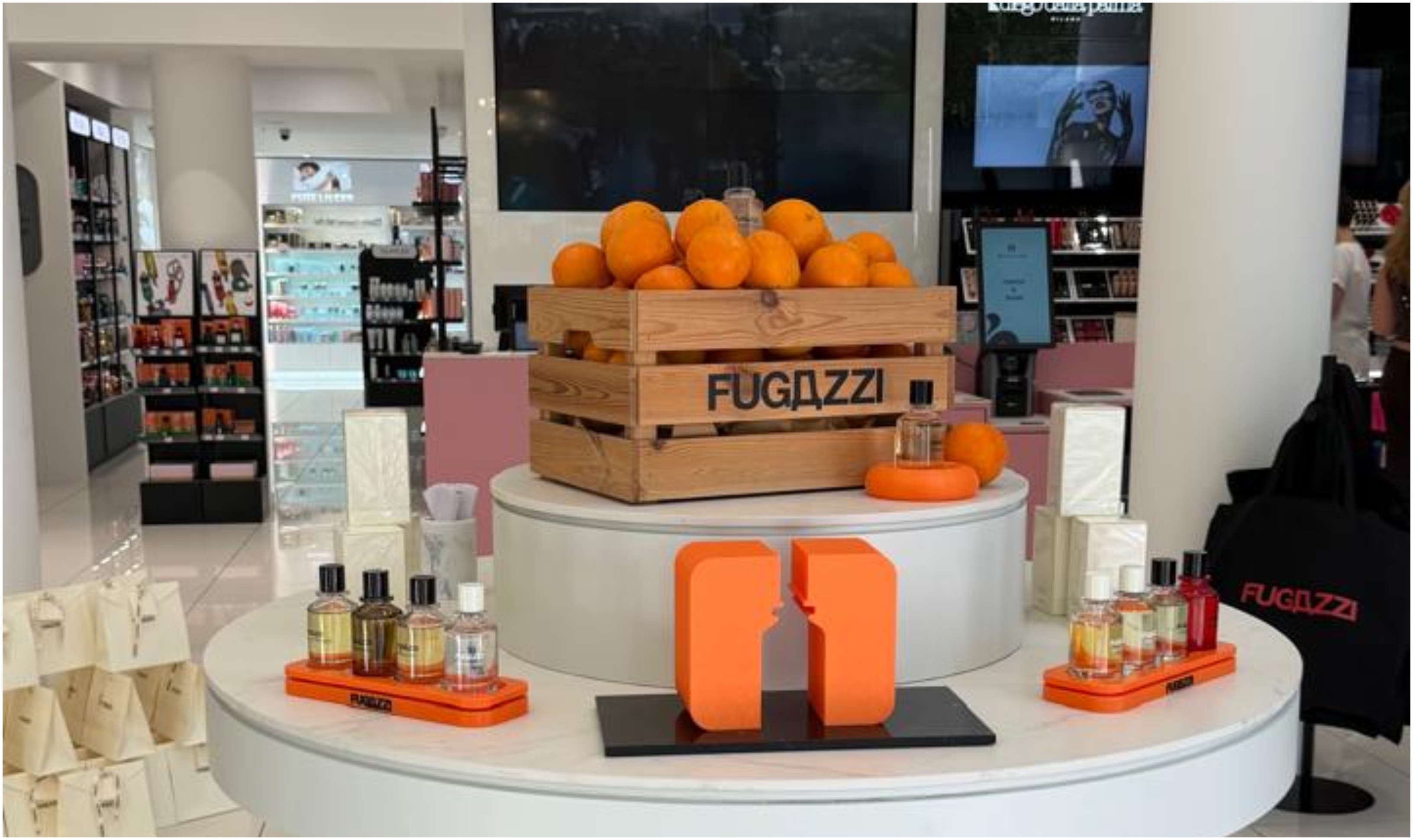 Το Fugazzi και το Beauty Line παρουσίασαν το νέο Orange Crush σε ένα exclusive fragrance experience
