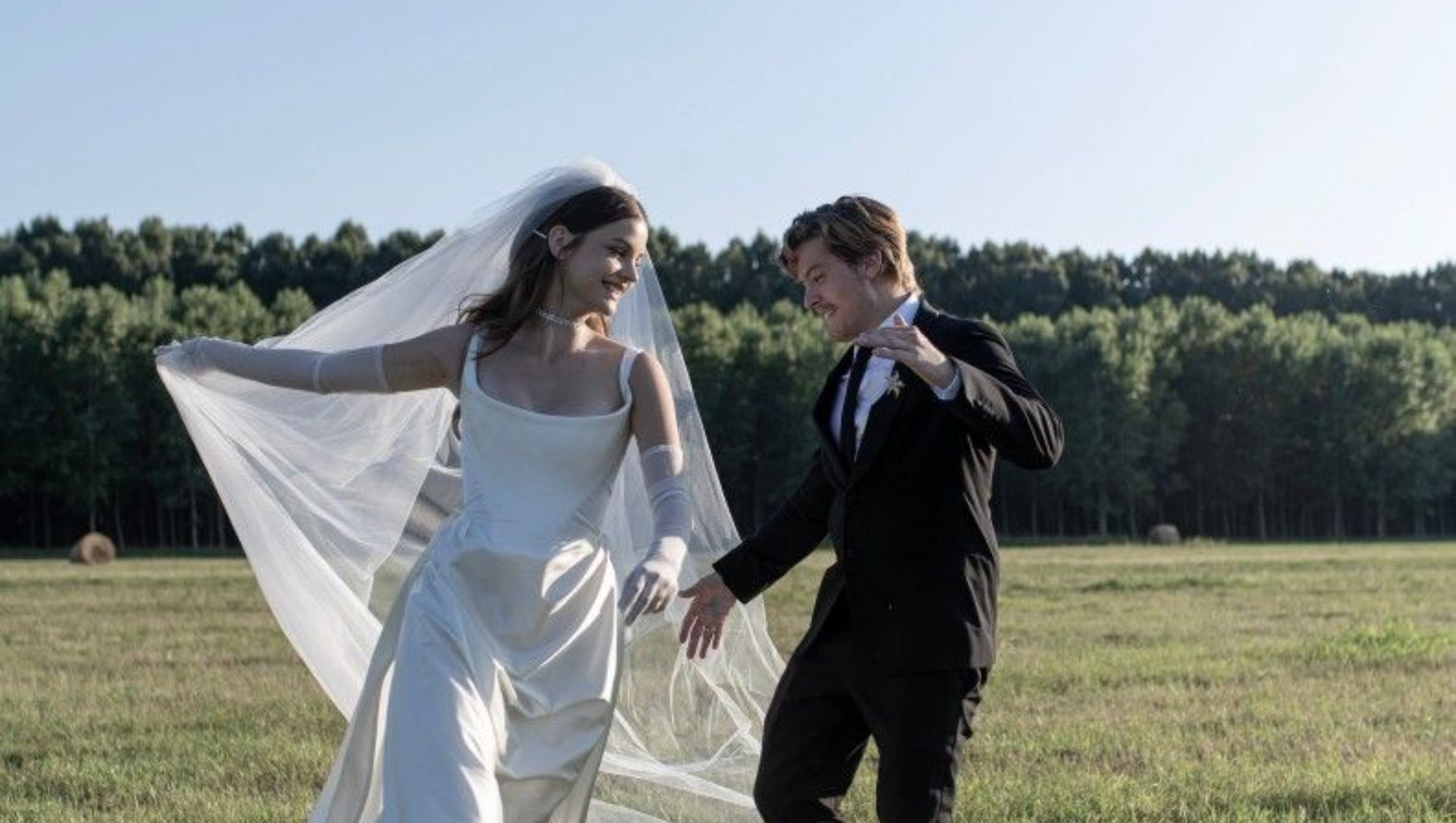 Barbara Palvin & Dylan Sprouse: Aποκάλυψαν το φύλο του μωρού που περιμένουν