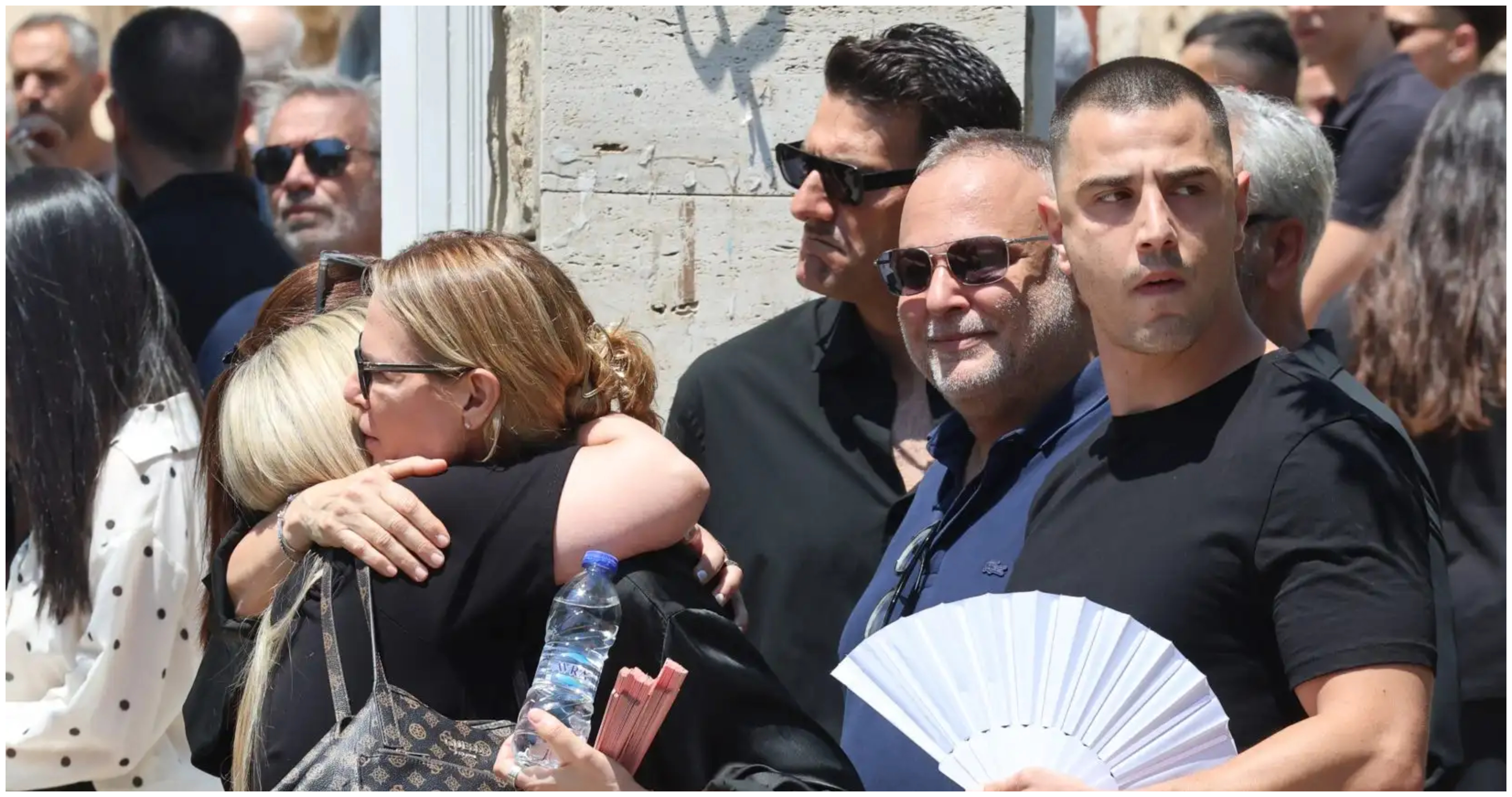 Λορέντζο Καριέρε: Ράγισε καρδιές ο γιος του στον επικήδειο  – «Μου είχες υποσχεθεί ότι θα κακομάθεις τα εγγόνια σου»
