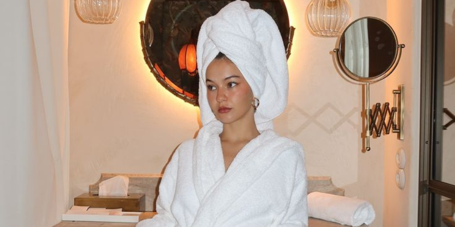 Το after-sun beauty routine που χρειάζεται η επιδερμίδα σας